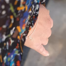 Kvinnokraft Silverarmband/fotlänk