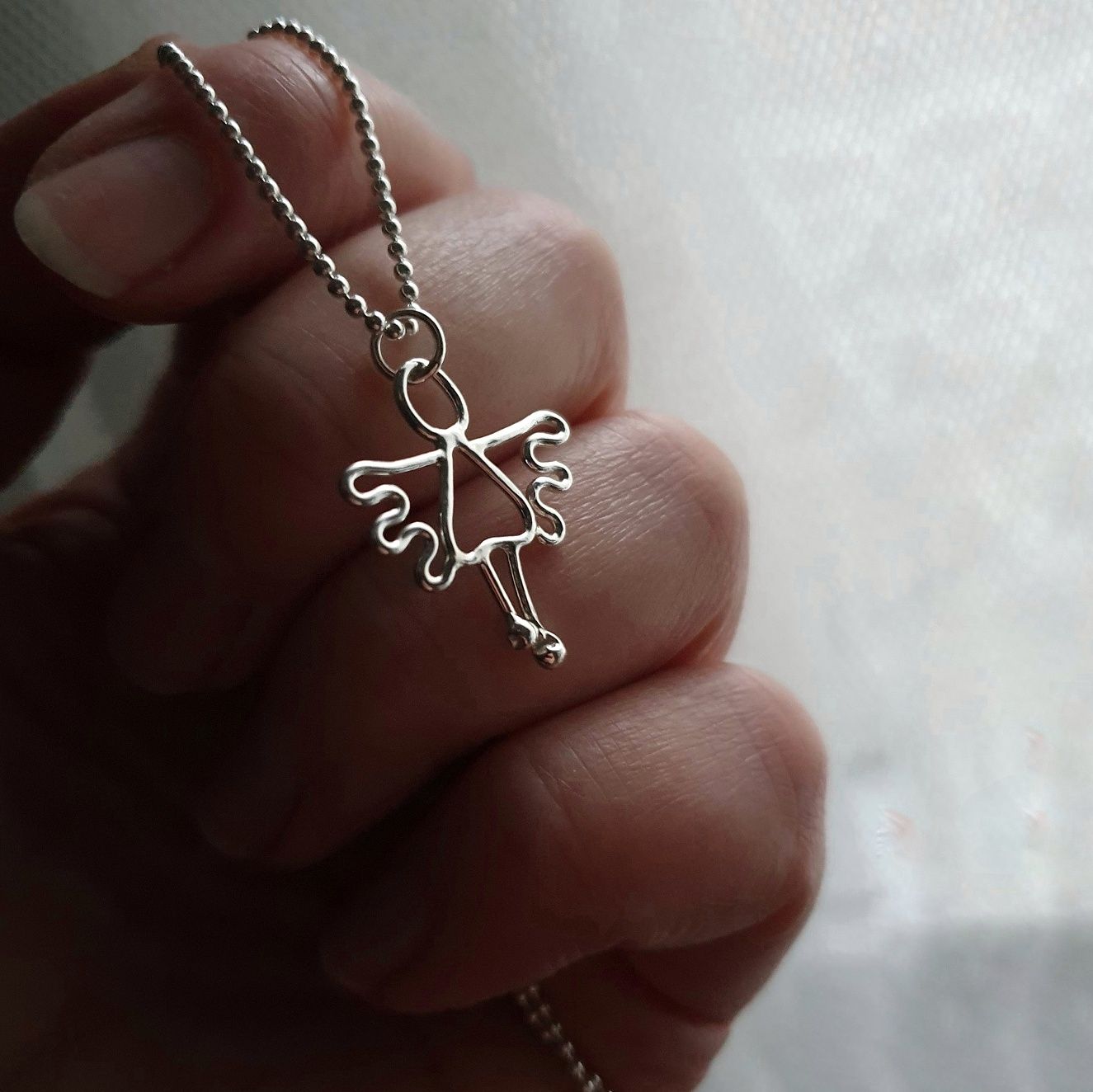 Ängel i silver, Signe halsband från MIA´s smejda.