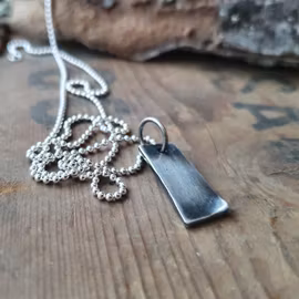 Under ytan - Silverhalsband herr / unisex
