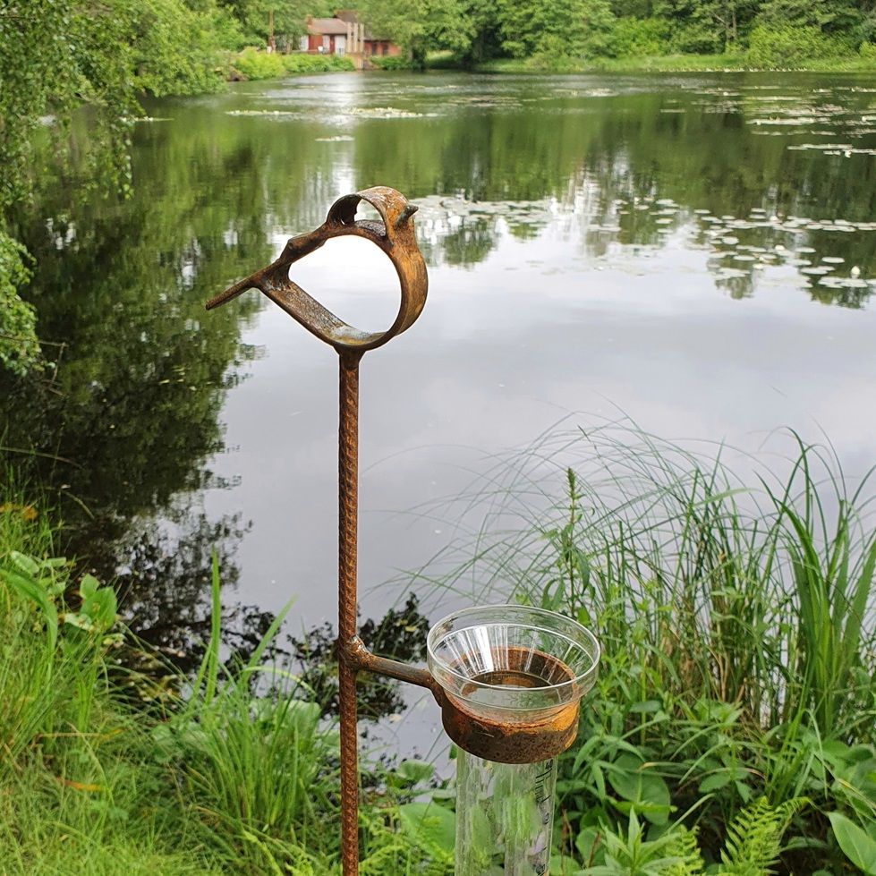 Regnmätare Fri Fågel med mätglas i plast.
