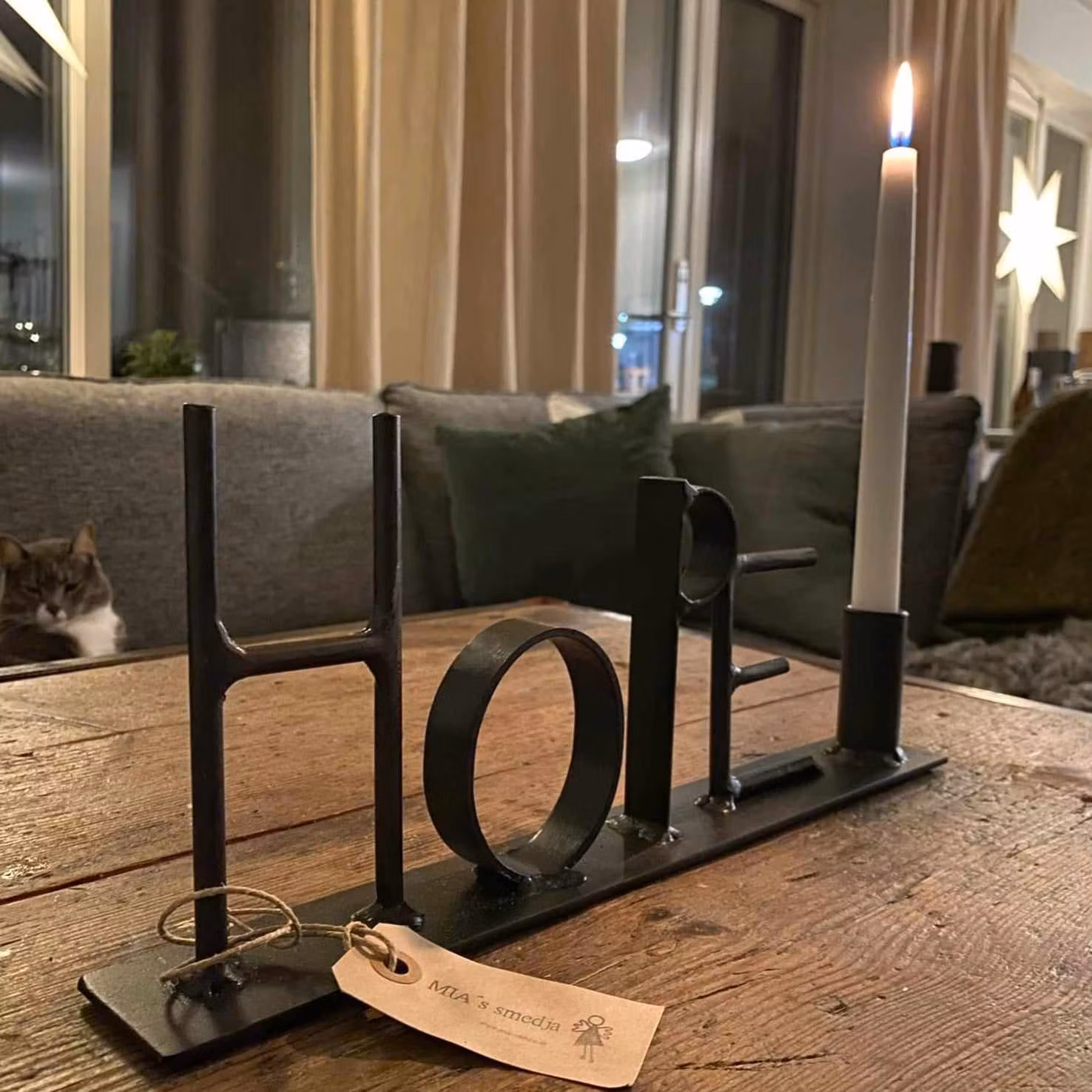 HOPE - linoljebränd smidessljusstake.