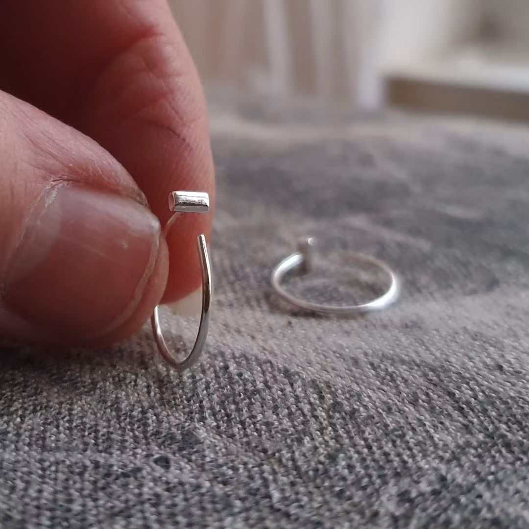 Silverringar till öronen, Andrum.