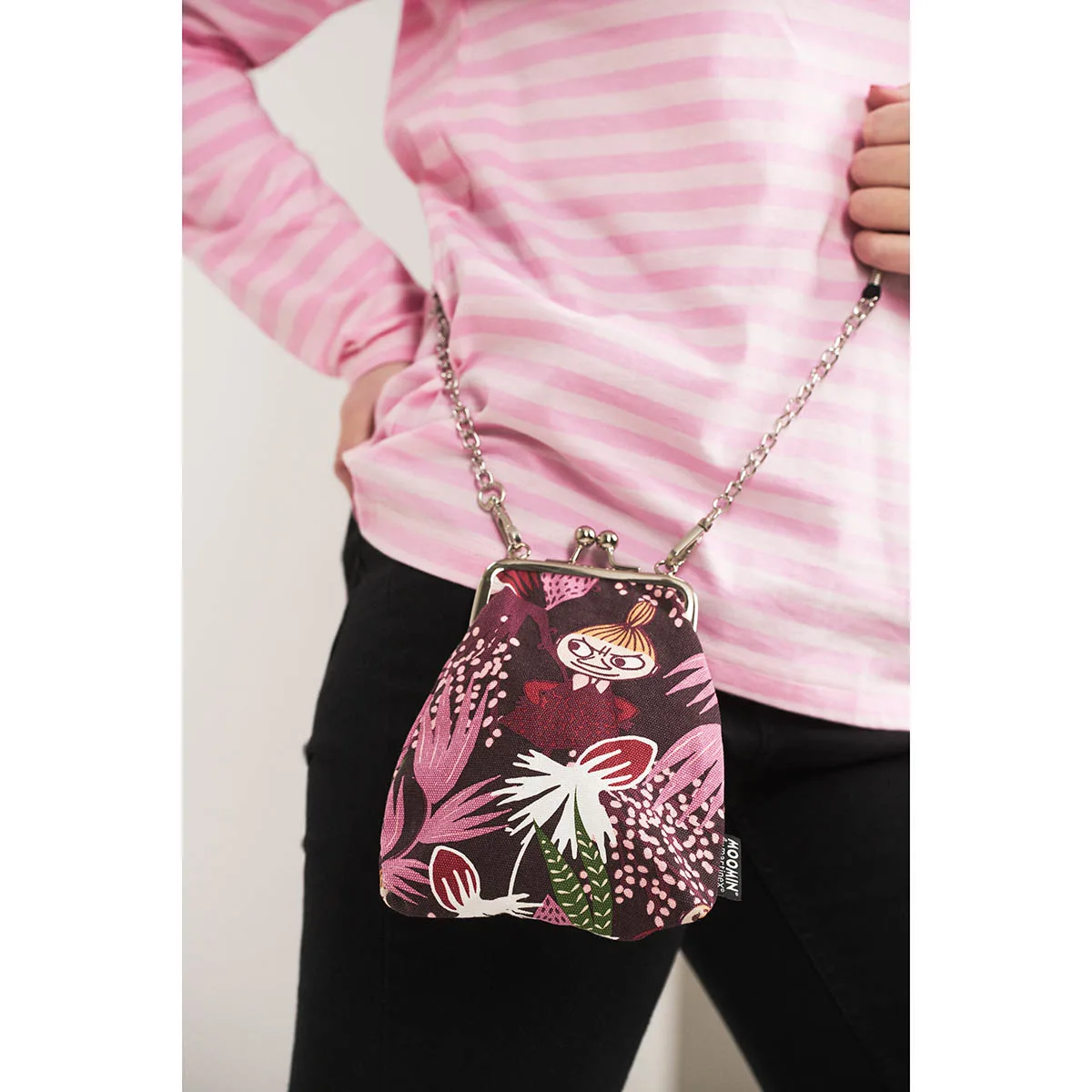 Mumin axelväska/tygväska Knopp mörkröd