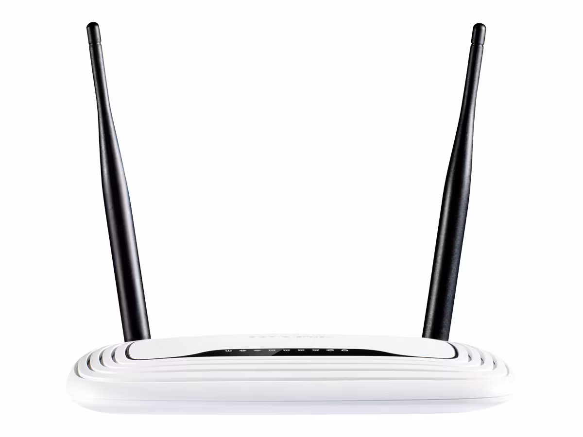 TP-LINK 300M-WLAN-N-Router + 4port-Switch