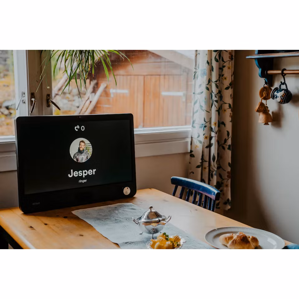 KOMP Kommunikasjonsverktøy for Eldre/Institusjon/Alene hjemme