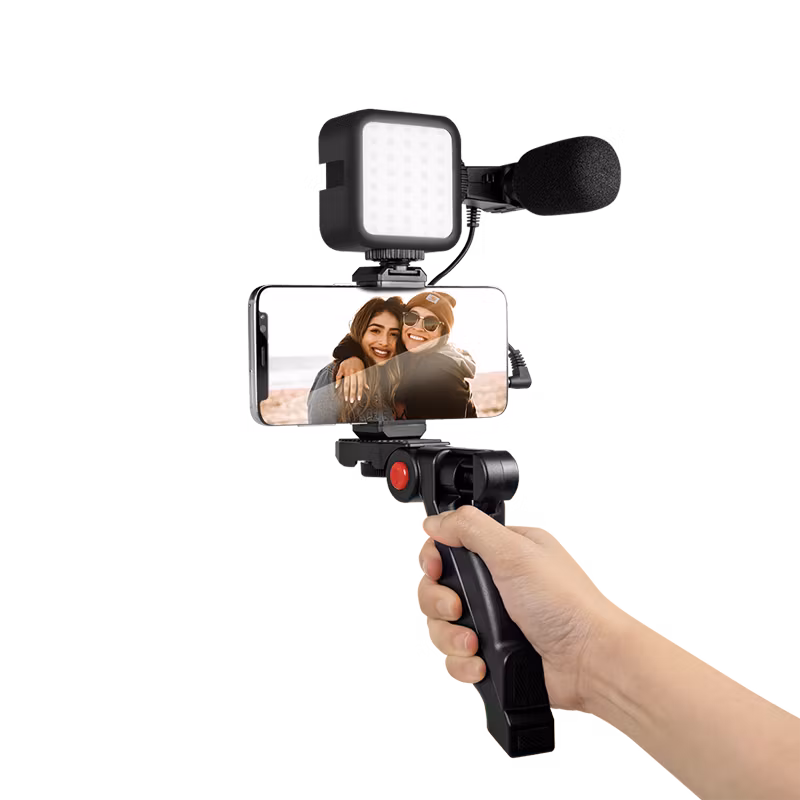 Universalt vlogger kit med LED lys, mikrofon og tripod for 5-7" smarttelefoner