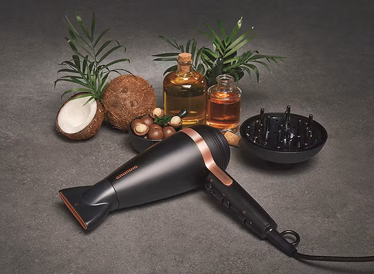 Grundig Kraftig 2100W Hårføner m/kabelsnelle