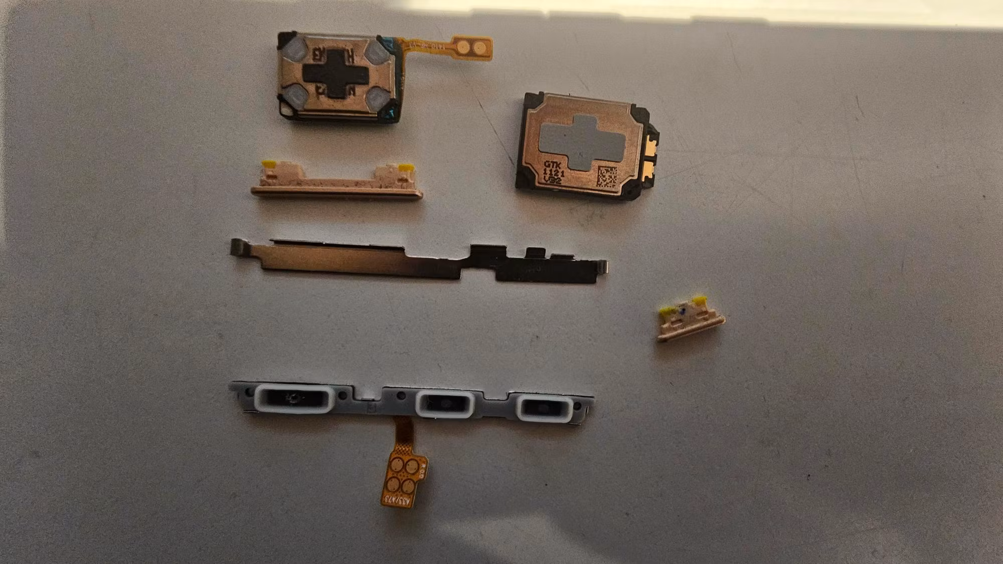 Samsung A33 5G / SM-A336 div parts. volum on/off knapp