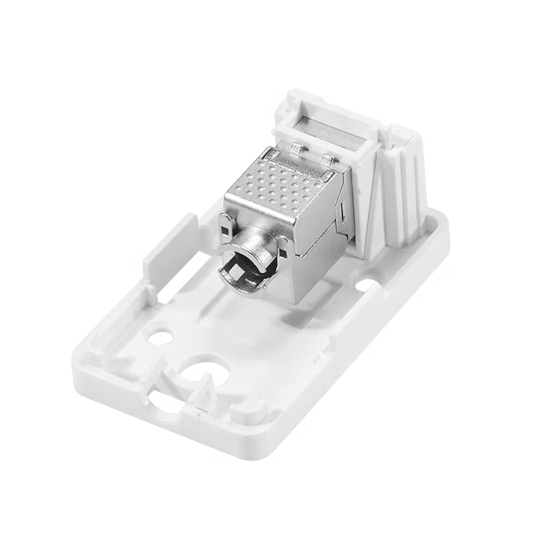 Utenpåliggende boks for 1 Keystone-modul, med lukkeklaff, hvit