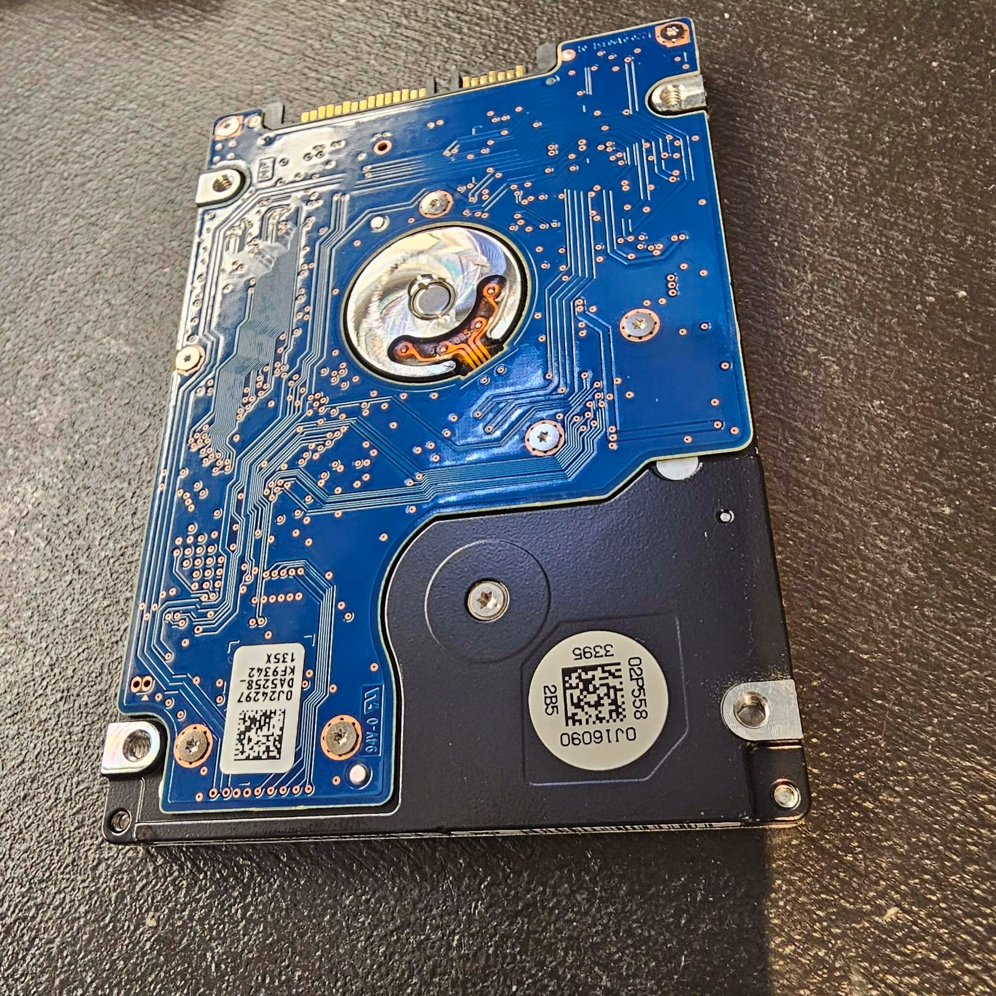 Hitachi H2T500854S 500GB 5.4K RPM SATA 2.5"