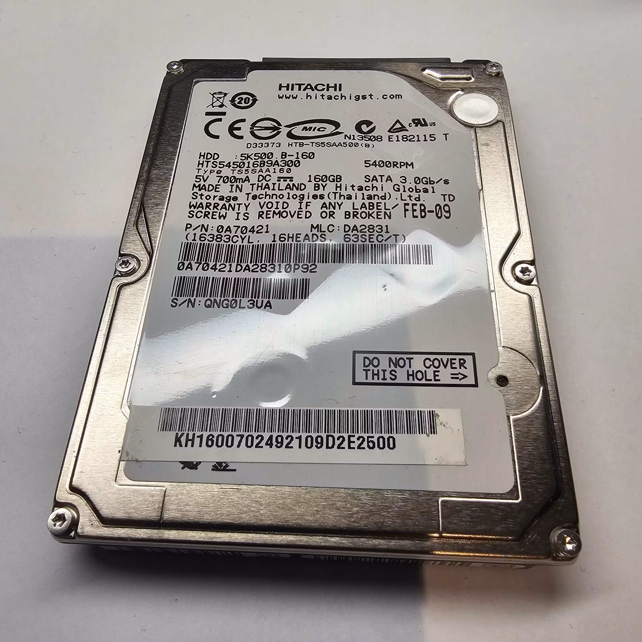 Hitachi 160GB HTS545016B9A300 SATA 3.0Gb/s *