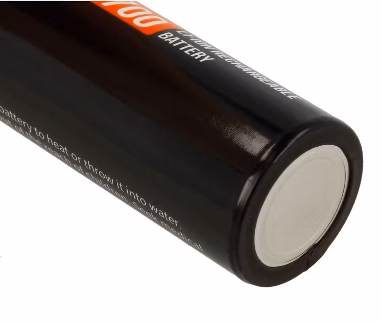 21700 Ladbar li-on batteri med USB-C ladekontakt