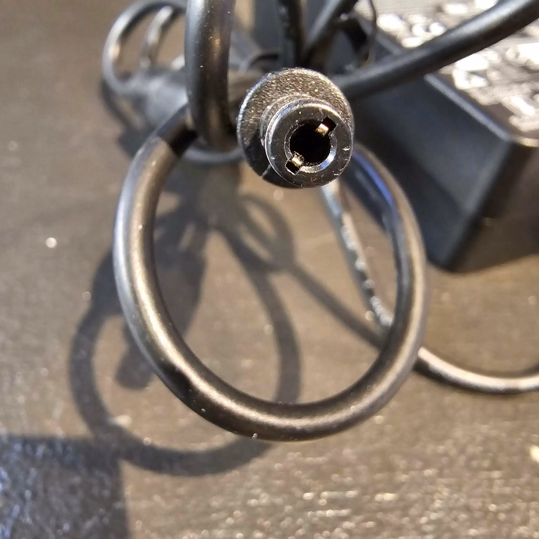 Strømadapter for MSI G27C4X ADPC2065 20V 3.25A 65W