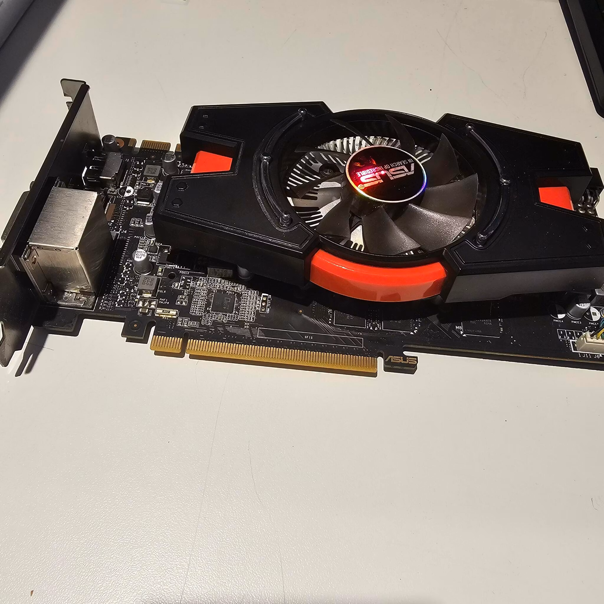 Vintage ASUS GTX760 skjermkort 3GB 192bit 3gd5-dp PCI 90YV04Q0