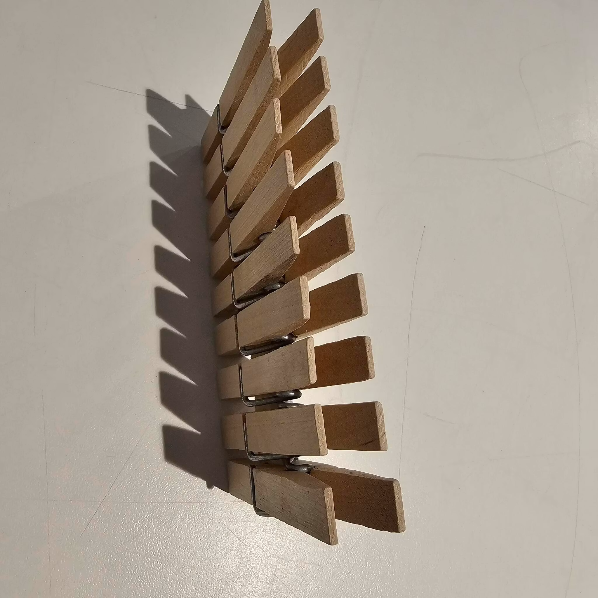 Gammeldags klesklyper 9stk i en pakke