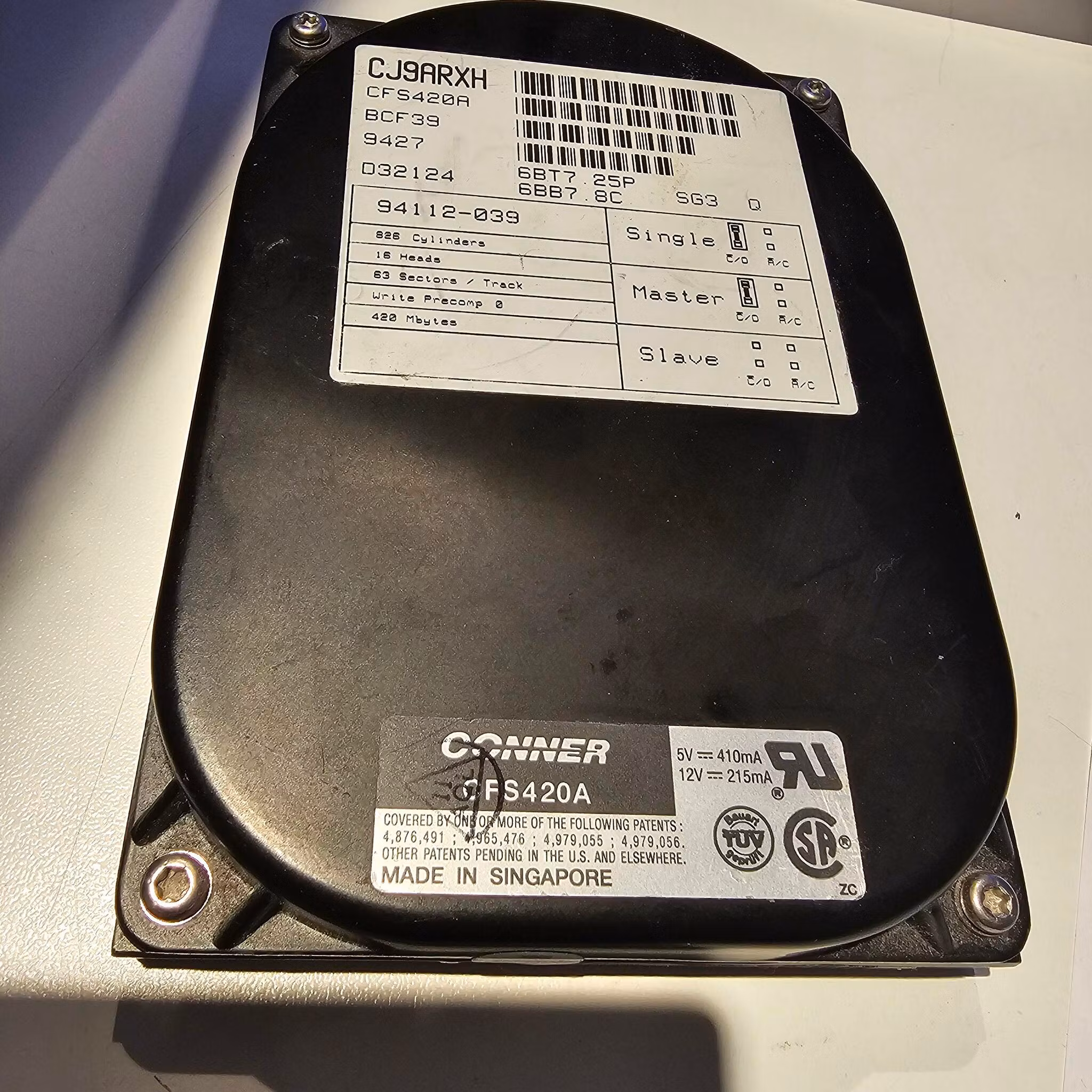 Vintage harddisk fra 1993 - Conner CFS420A IDE 420MB