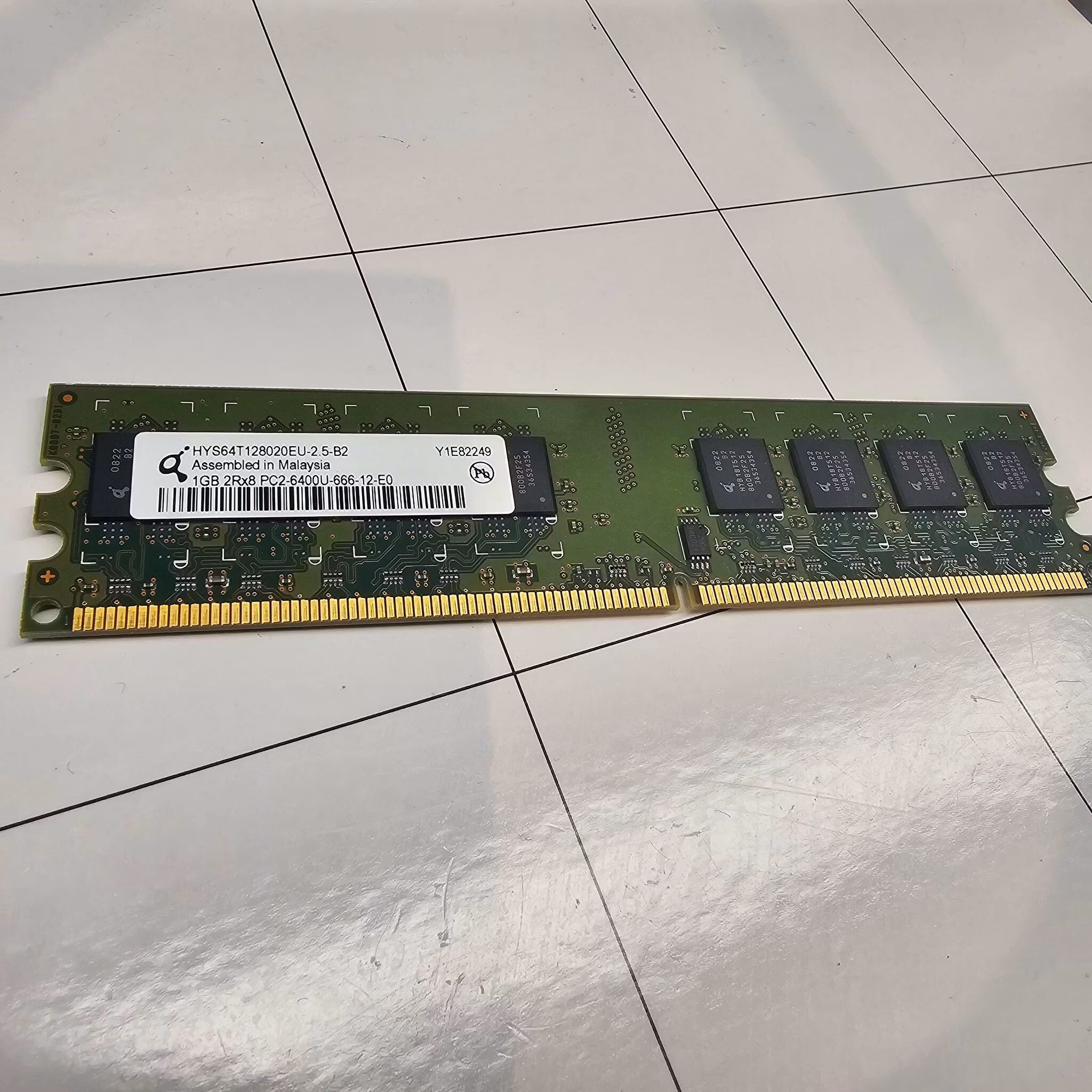 Qimonda 1GB PC2 6400 HYS64T128020EU