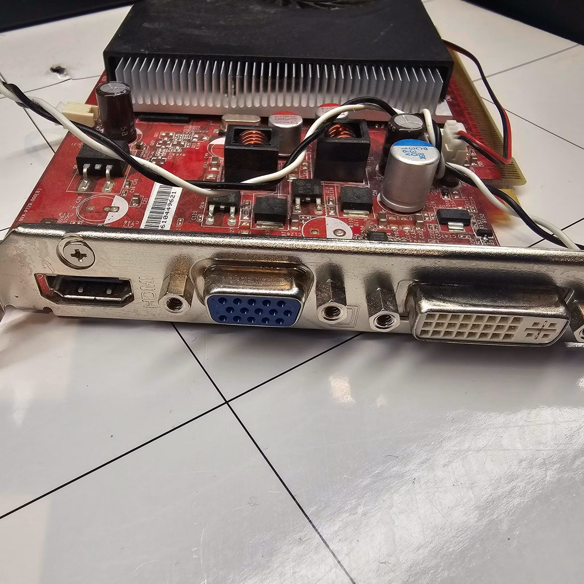 HP 5189-4536 NVIDIA GeForce 9500GS 512MB DDR2 PCIe Graphics Card DVI/HDMI/VGA