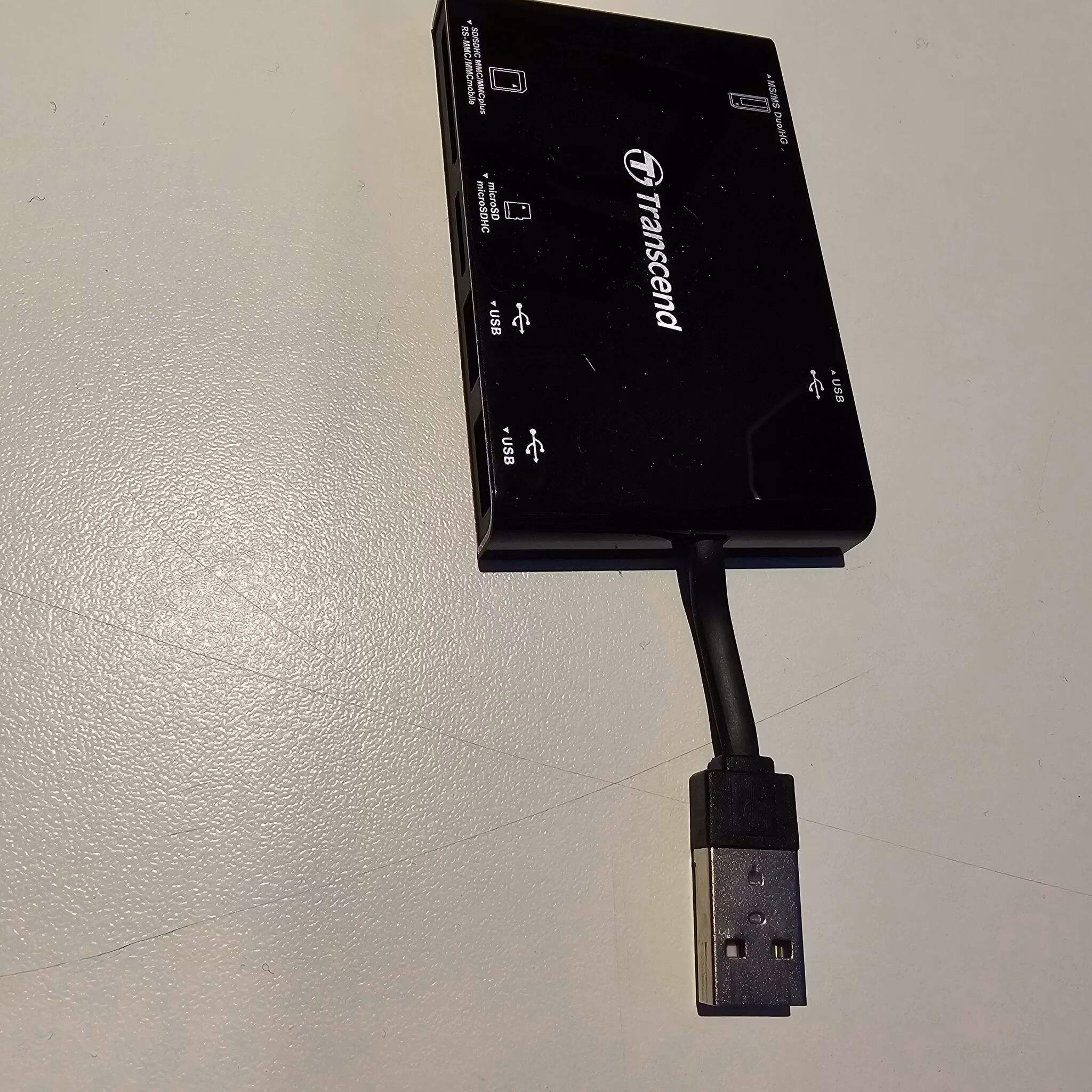 USB Minnekortleser for SD/SDHC/MS/MS DUO/HG/MMC/MMCPlus RS-MMC/MMC Mobile
