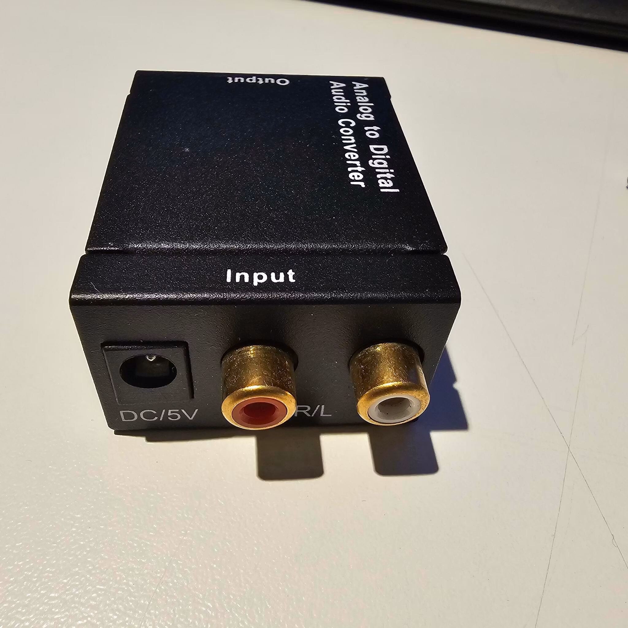 Analog to digital lydkonverter ( ADC )