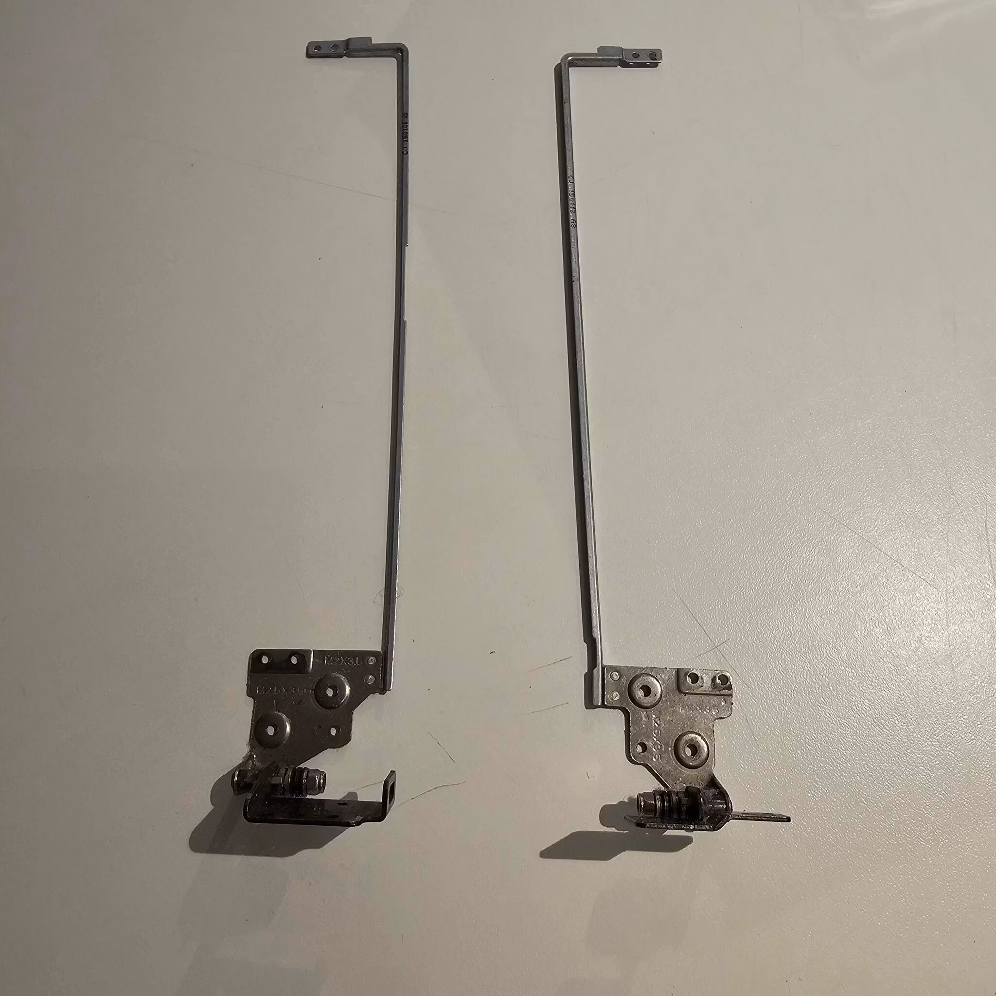 Lenovo hengsler for G50-80 80E501M8MT 80E5