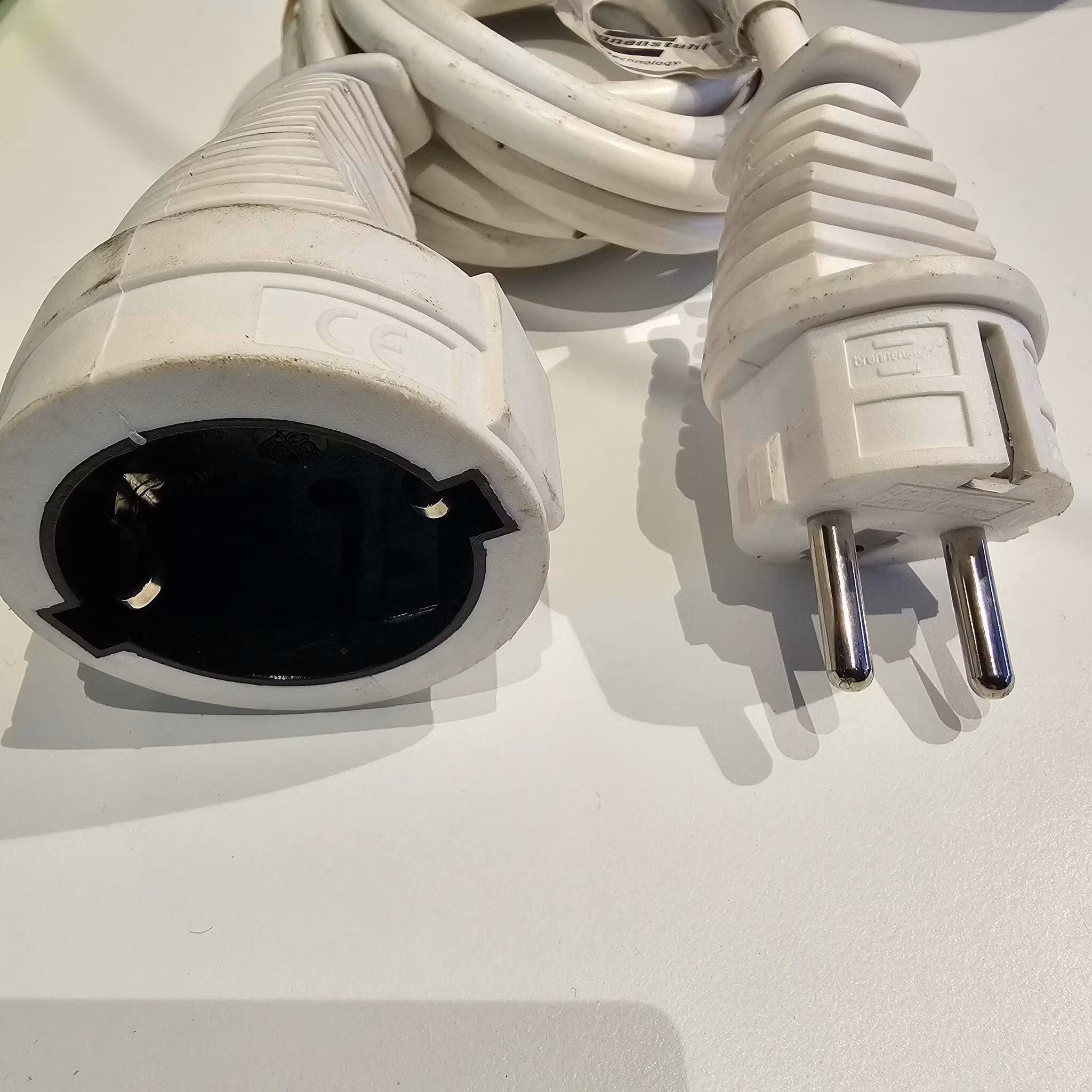 Strømkabel han - hun 3meter hvit