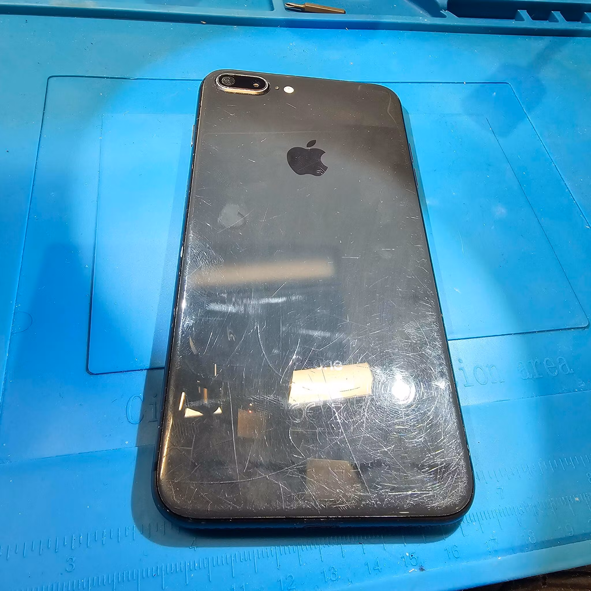 Apple iphone 8 plus sort