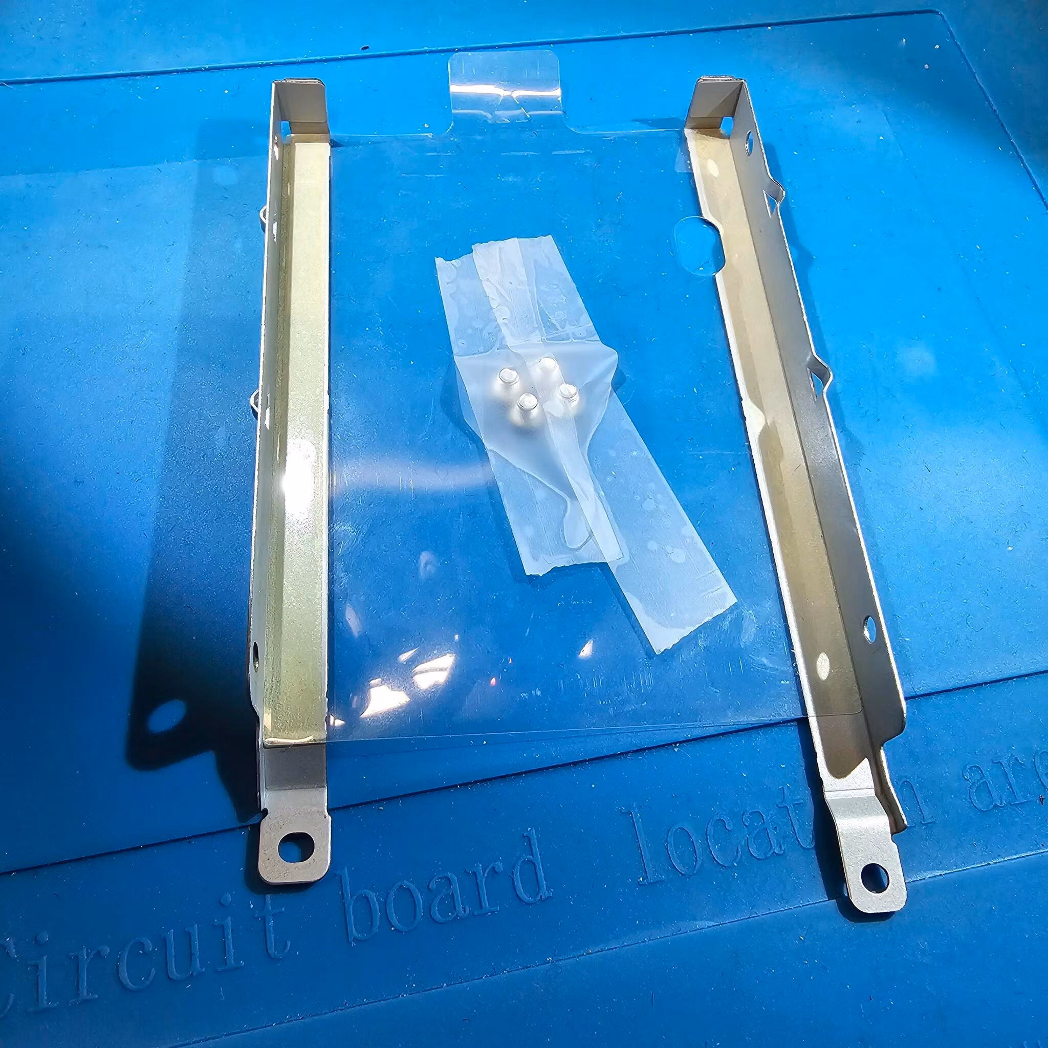 AM0HI000100 OEM GATEWAY HARD DRIVE CADDY ENCLOSURE NE56R31U Q5WTC