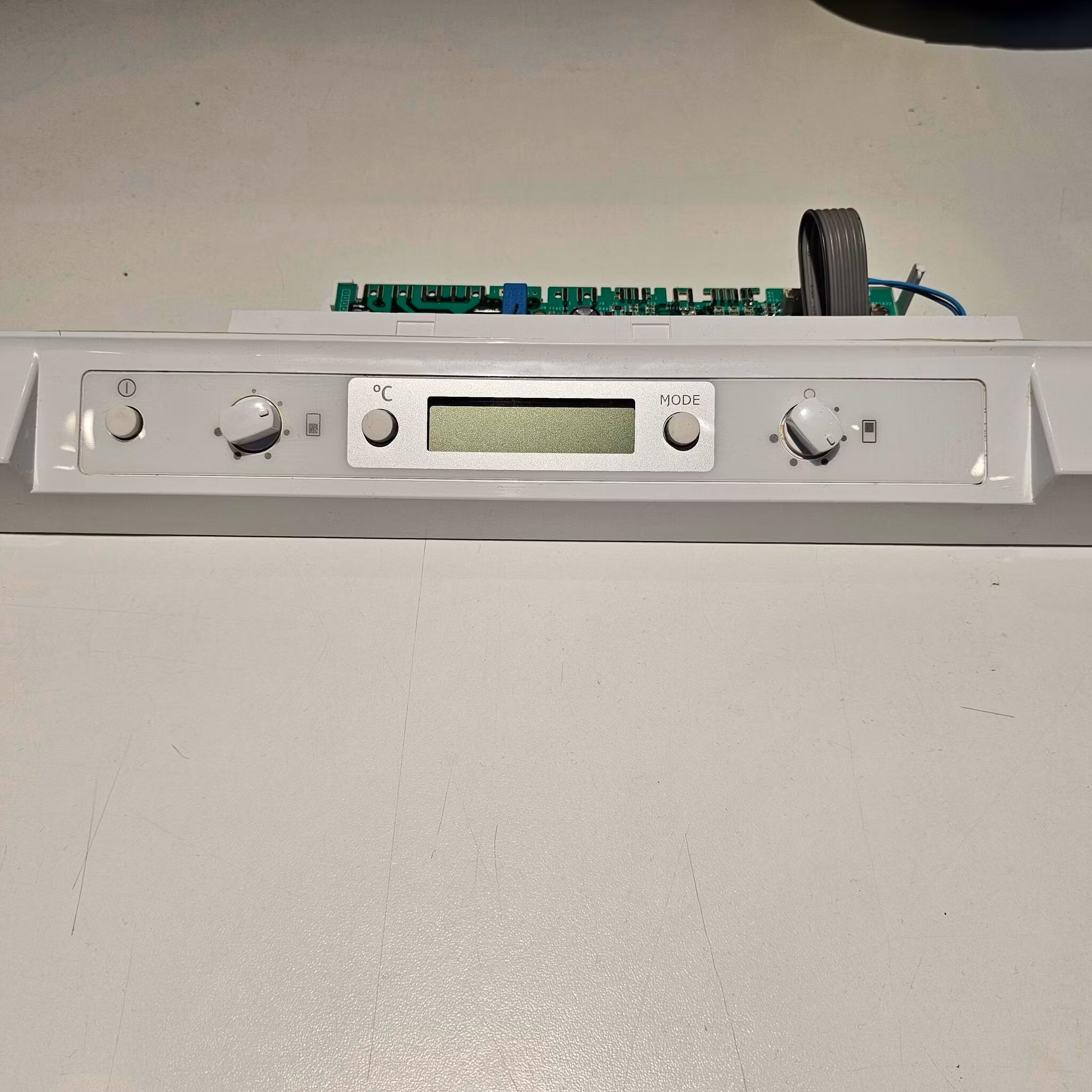 Konfigurert elektronikkmodul og display modul 9822425690995 og 2425671019