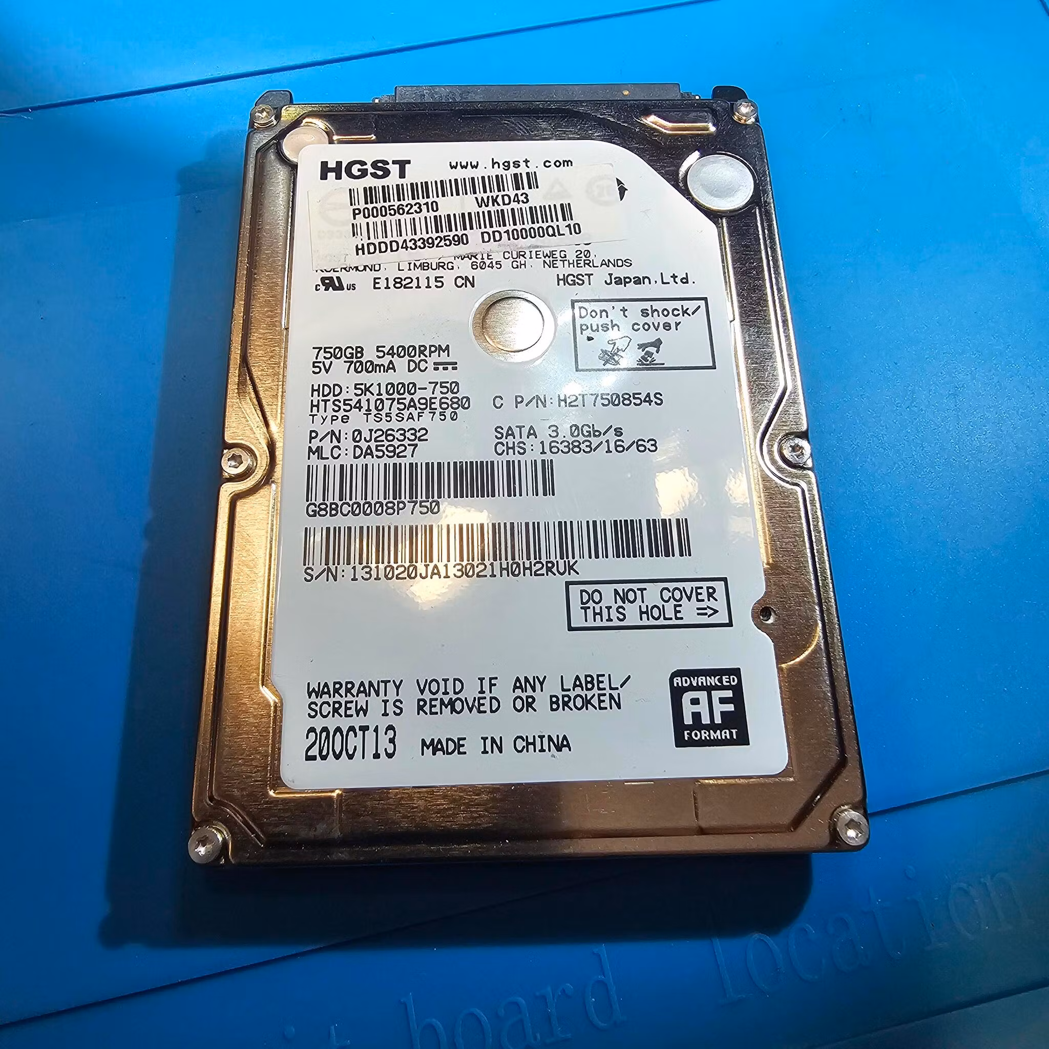HGST 750GB 2,5" SATA HDD HTS541075A9E680