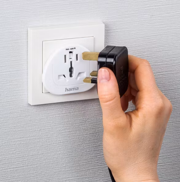 Reiseadapter Type E/F Universal Verden-EU Hvit