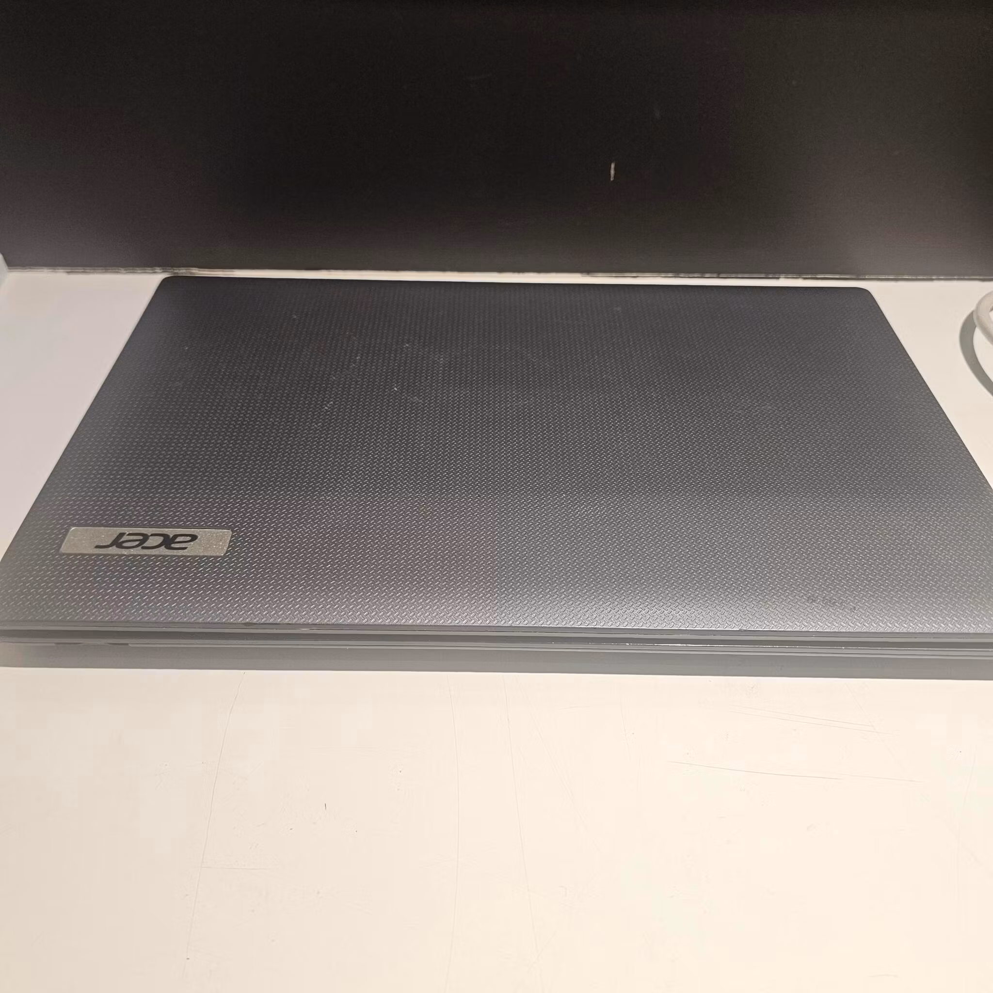 Acer bærbar 4GB, 320GB Ubuntu OS
