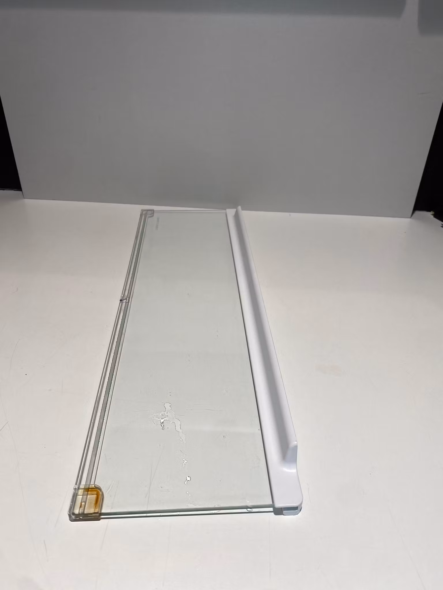 SCE81911TS  Bakre del av 2-delt glasshylle 92558202604 2651043057