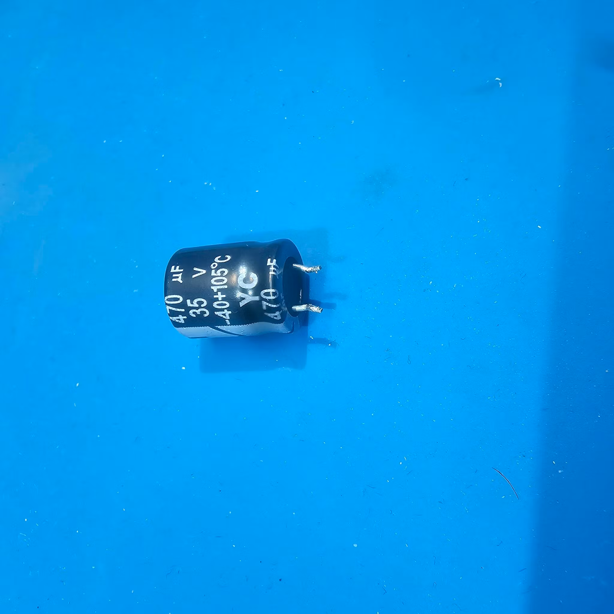 470µF 35V ELKO RADIAL PAN 105° 8X11,5mm (Pulled from device)