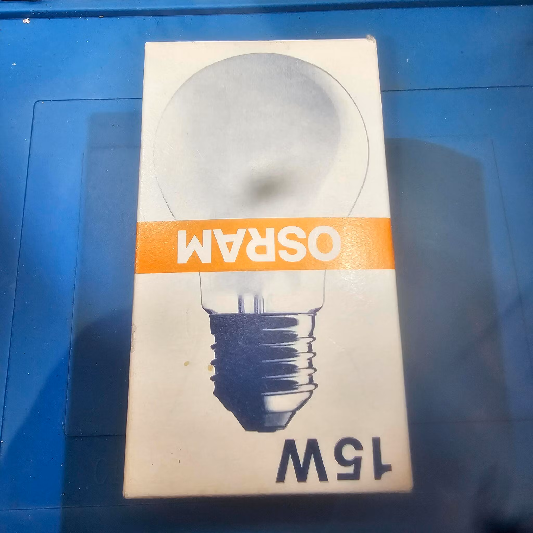 OSRAM lyspære E27 15W Matt