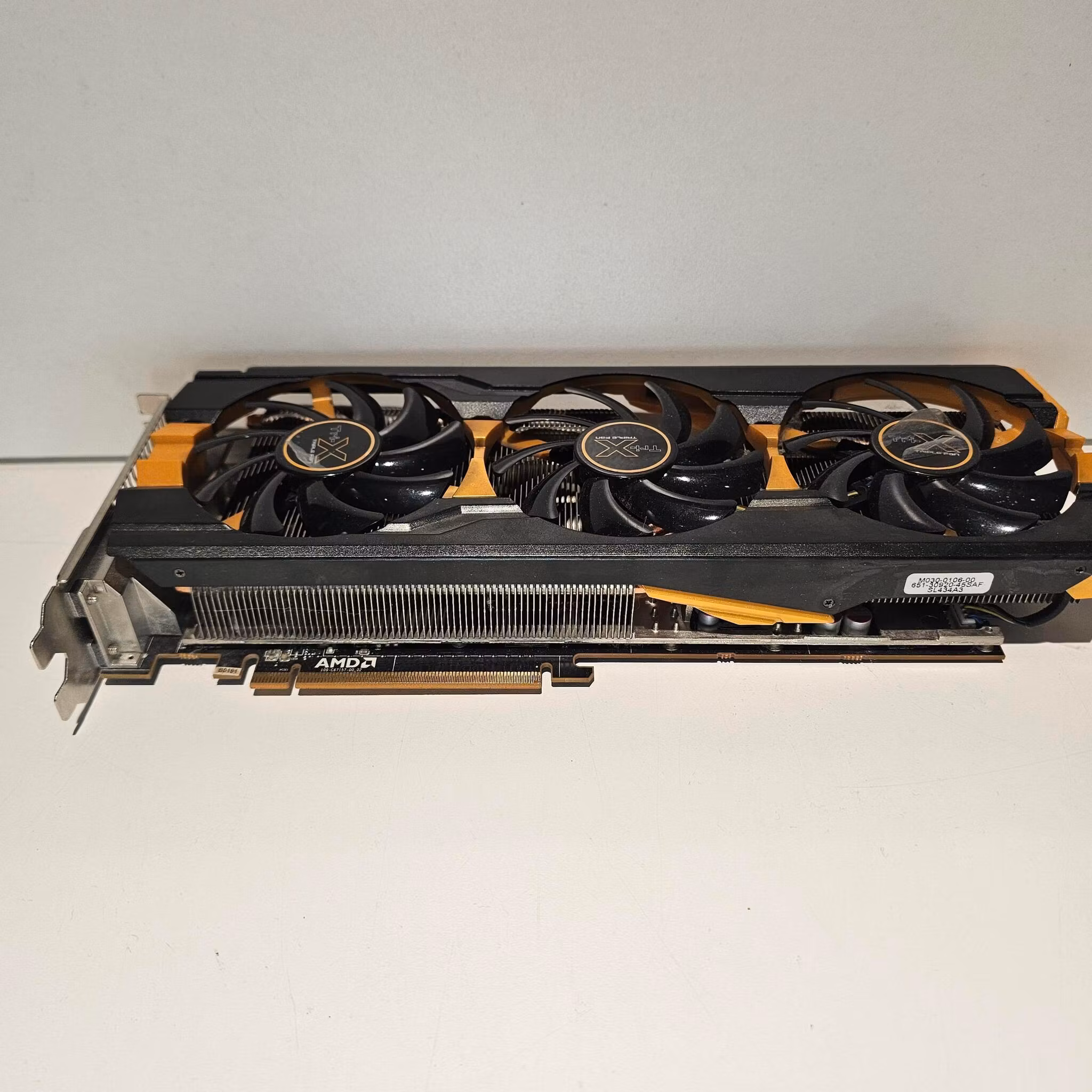 Sapphire AMD Radeon R9 290 4GB GDDR5 299-2E285-100SA