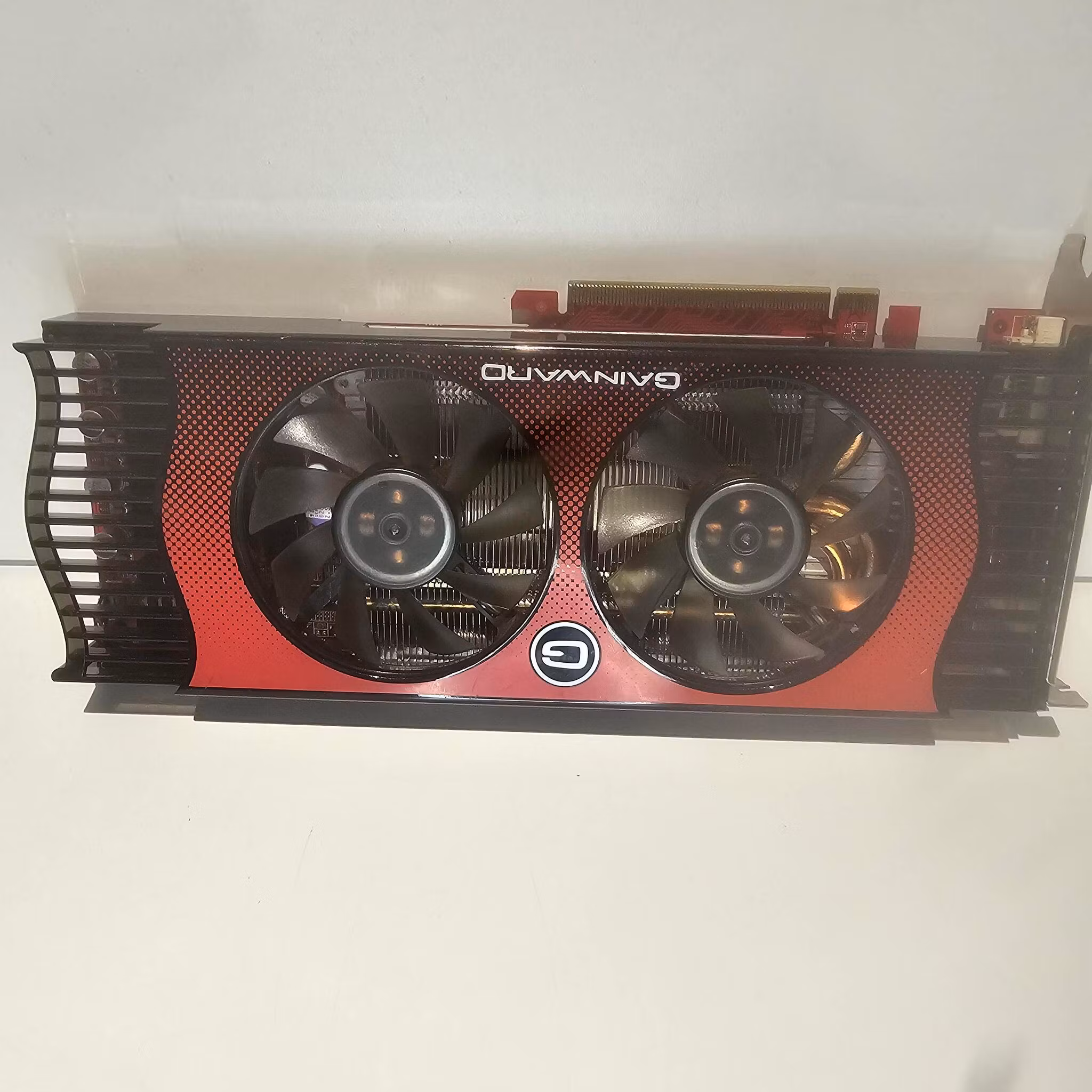 GeForce GTX 275 896 MB GDDR3 PCI-E by Gainward