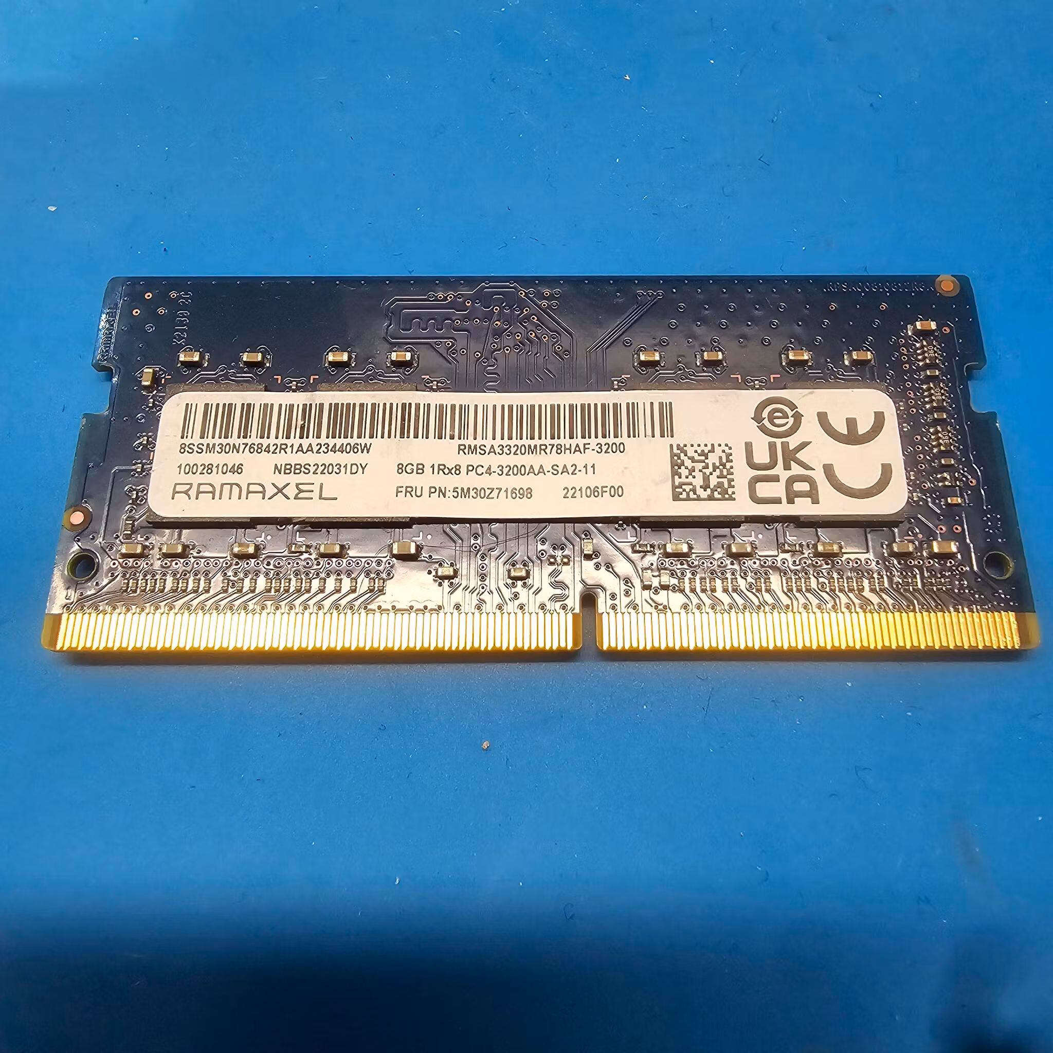 Ramaxel 8GB PC4-25600 DDR4-3200MHz non-ECC Unbuffered 260-pin RMSA3320MR78HAF