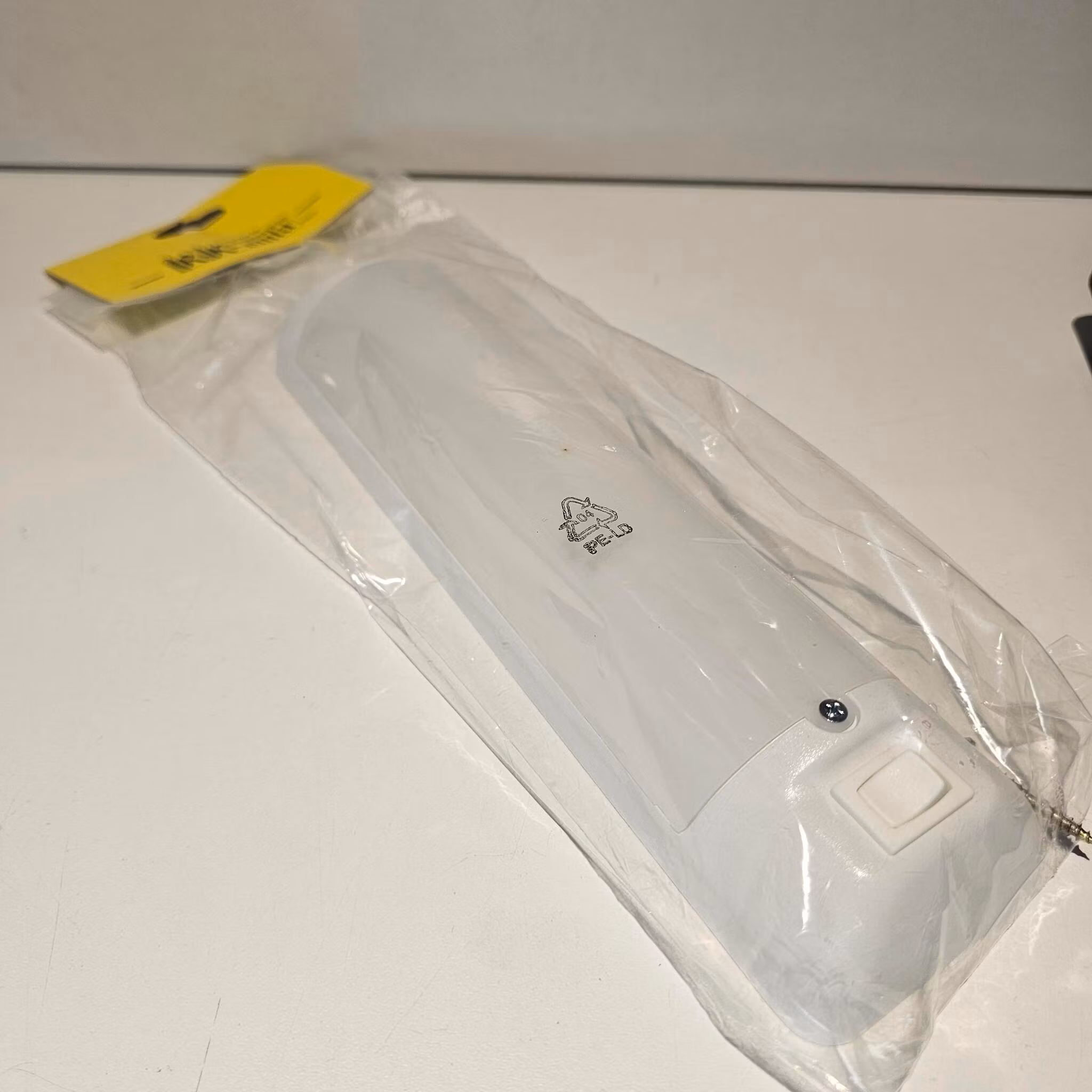 Halogenarmatur 2 x 10W 12V hvit med bryter 25cm x 6cm
