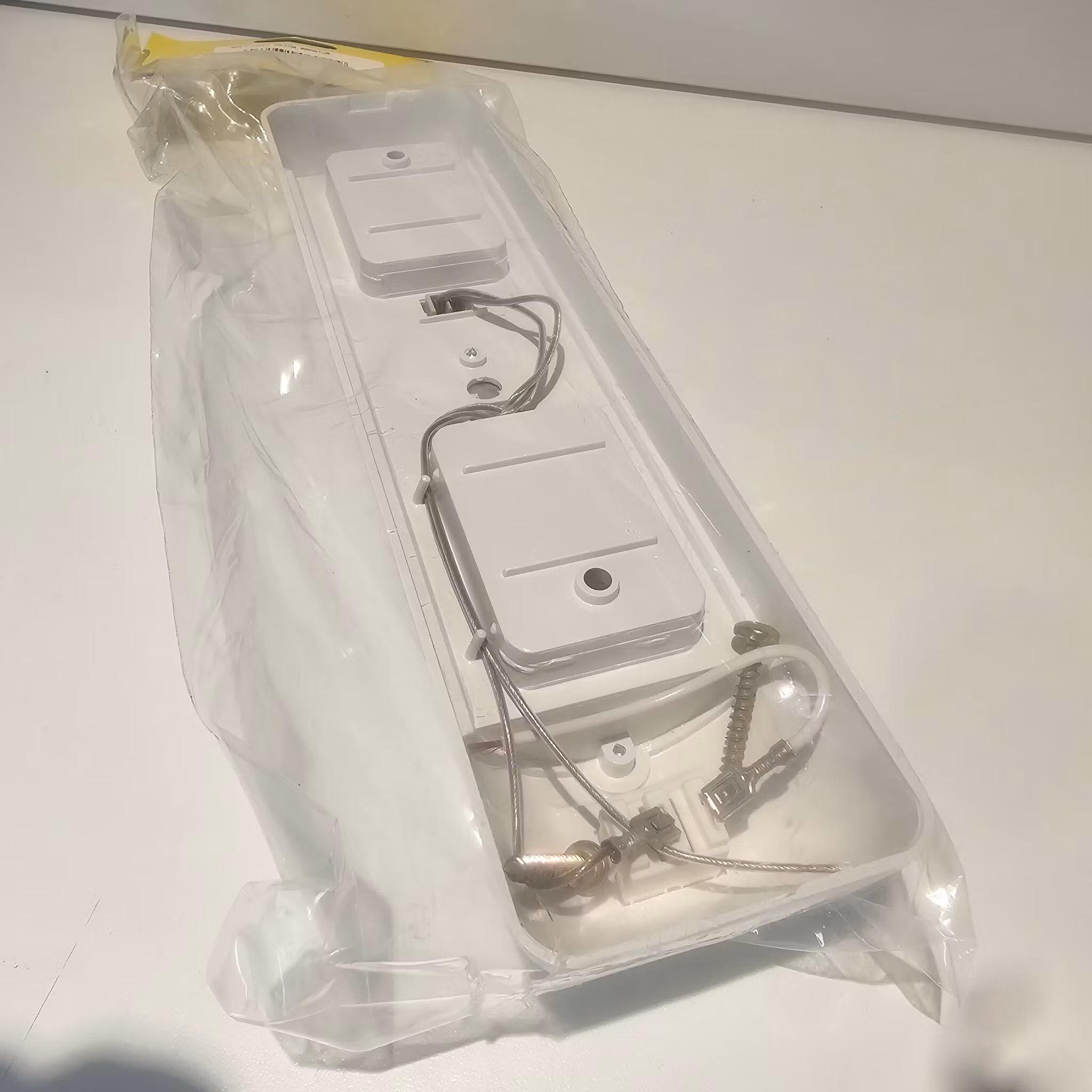 Halogenarmatur 2 x 10W 12V hvit med bryter 25cm x 6cm