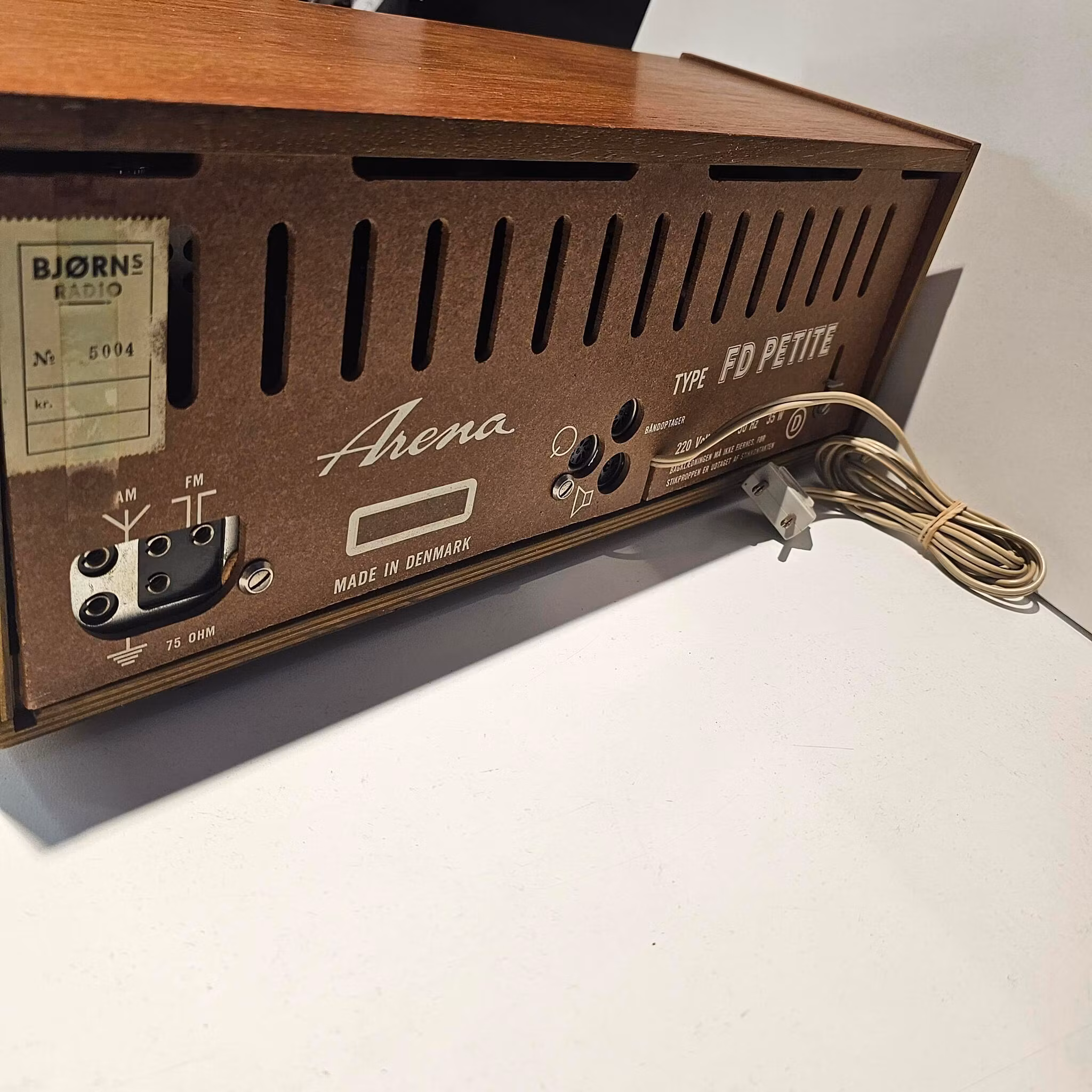 Vintage Arena FD Petite Radio FM/AM 1963/1964