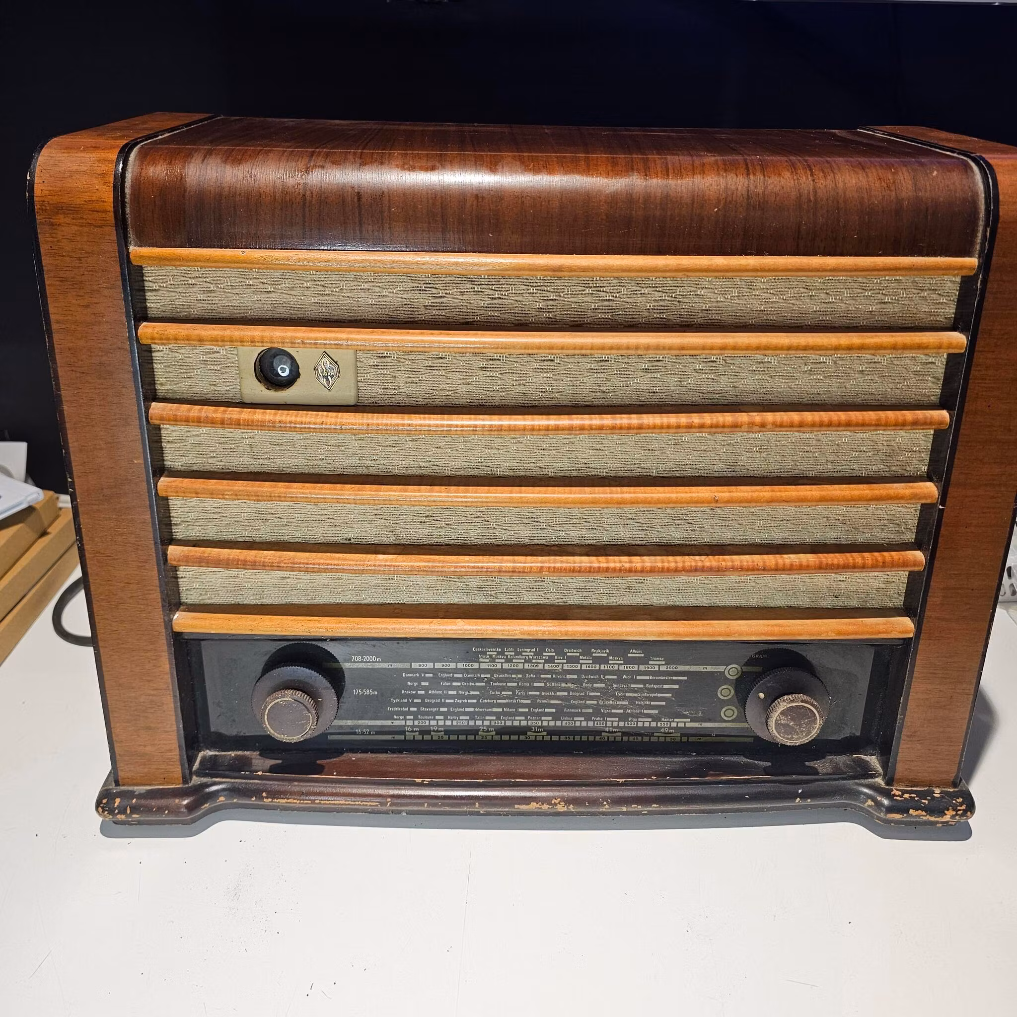 Vintage SIERA 195 A Klassisk rørradio fra 1947