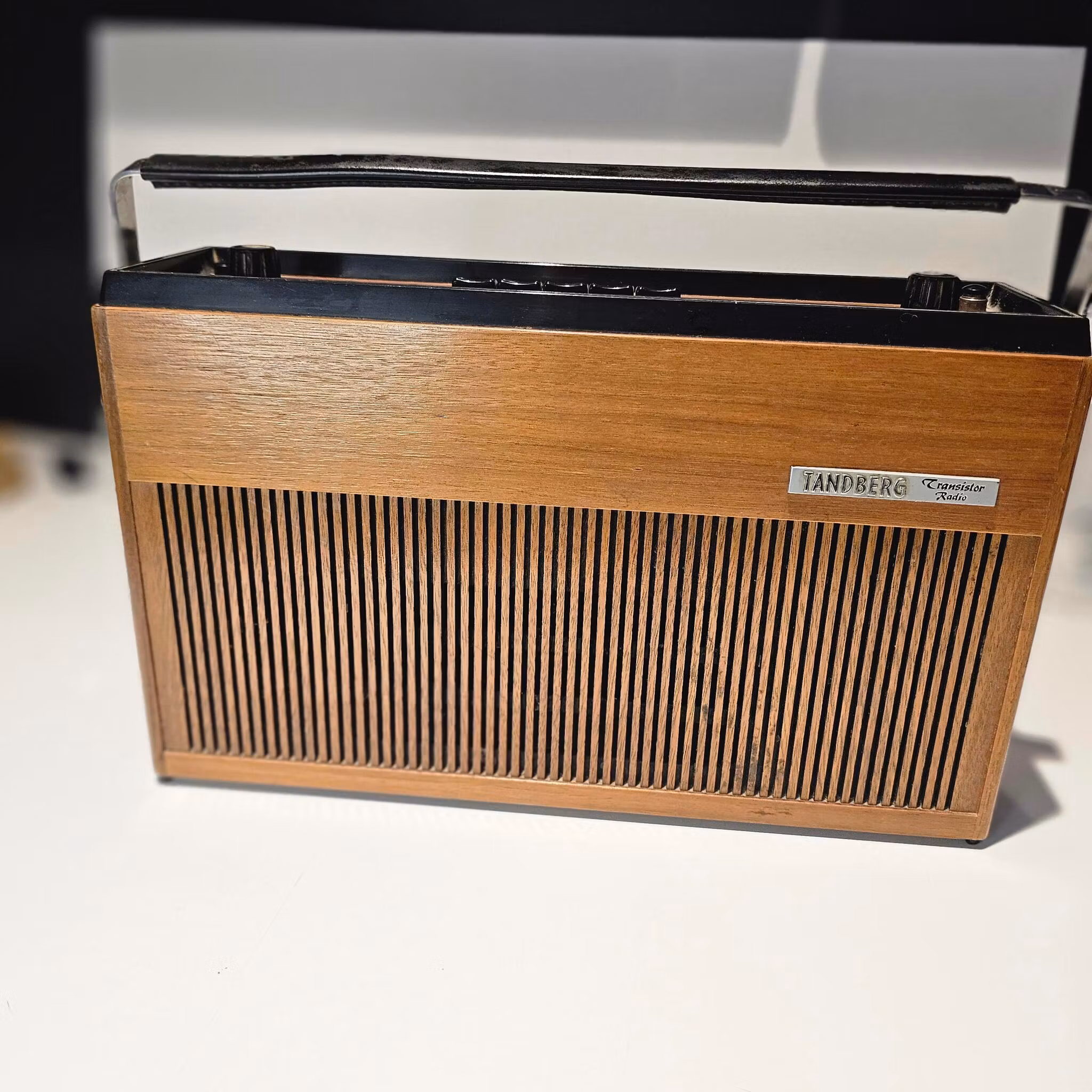 Vintage Tandberg Transistor Radio Auto 1964/1965