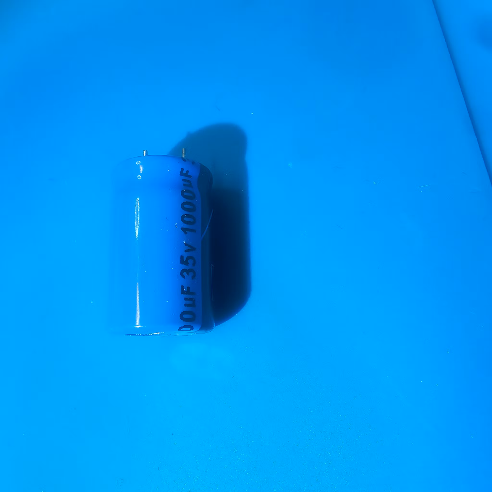 1000uF 35V kondensator