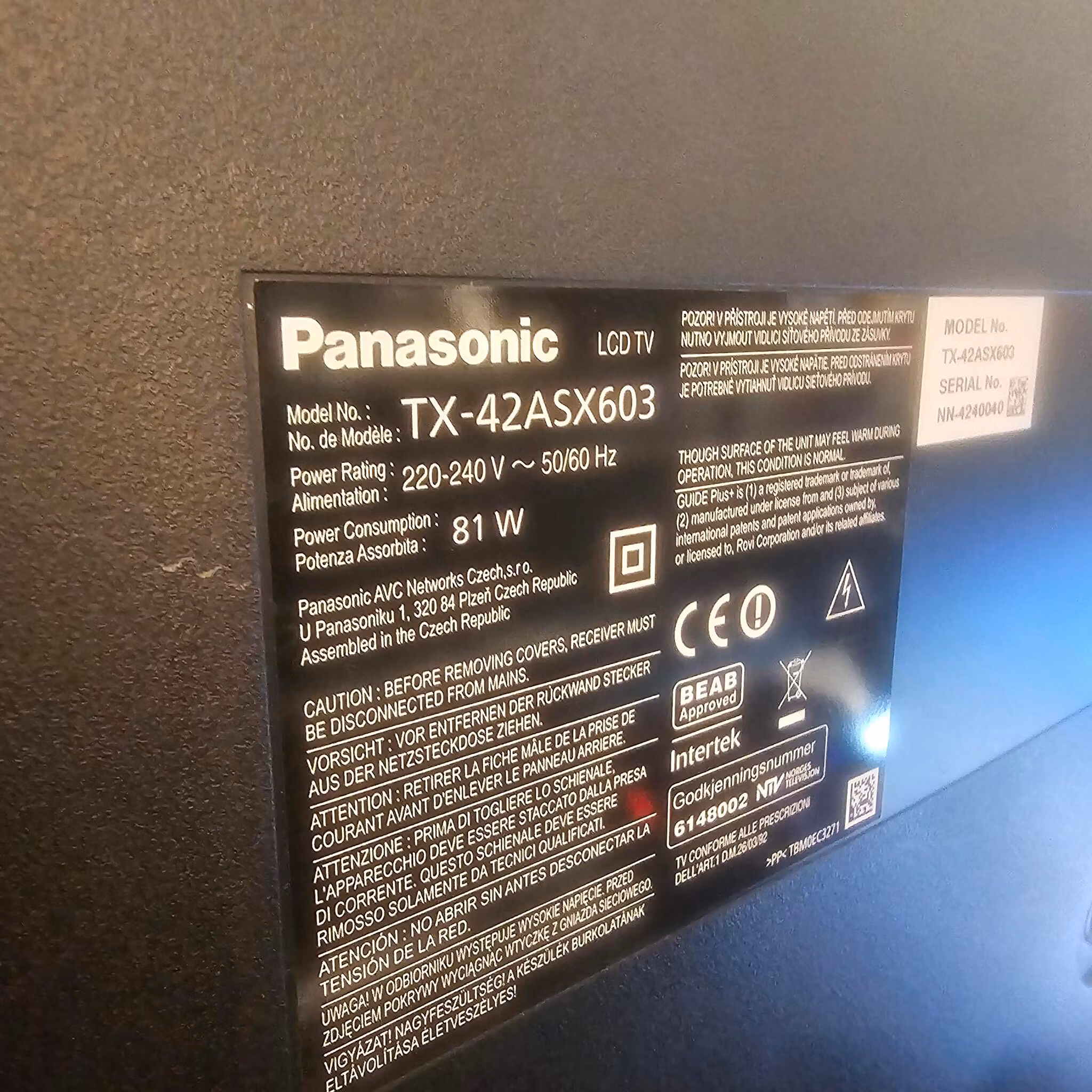 PANASONIC TX42ASX603 42" LED TV