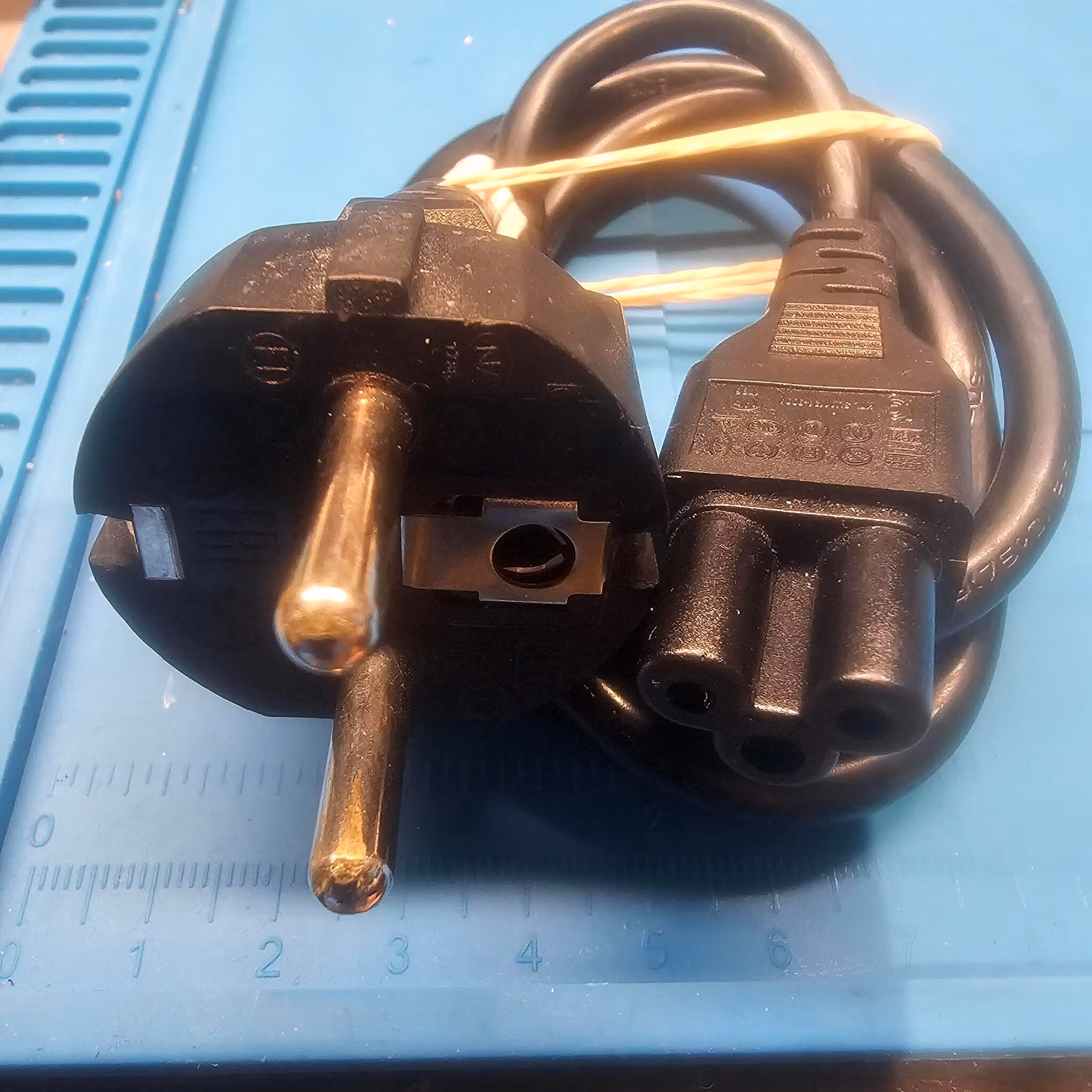 Strømkabel til ac-dc adaptere bærbare datamaskin 1m