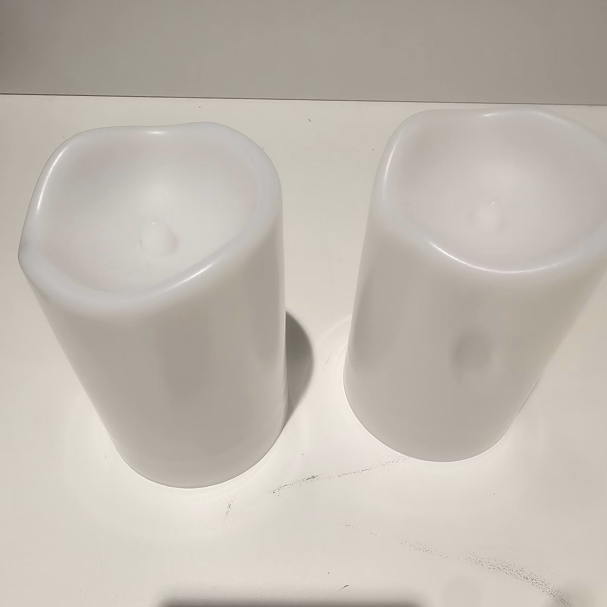 Plastkubbelys, uten lys inni