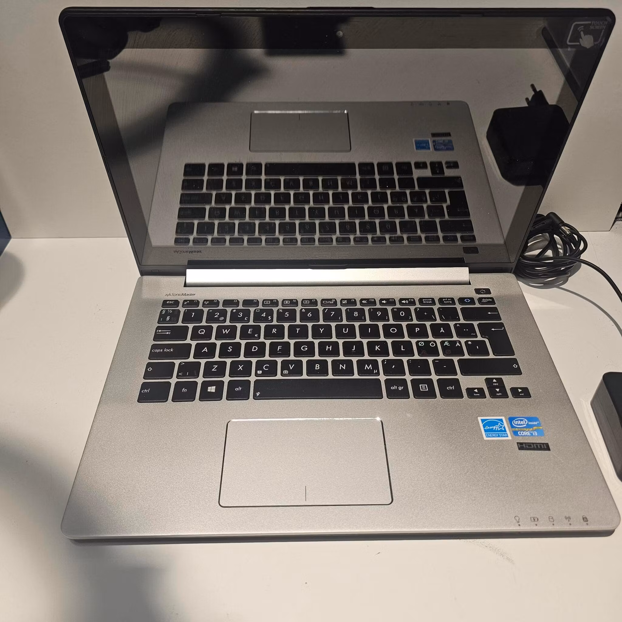 Asus bærbar PC Intel I3 1,8GHz, 4GB RAM, 240GB SSD, Win11H