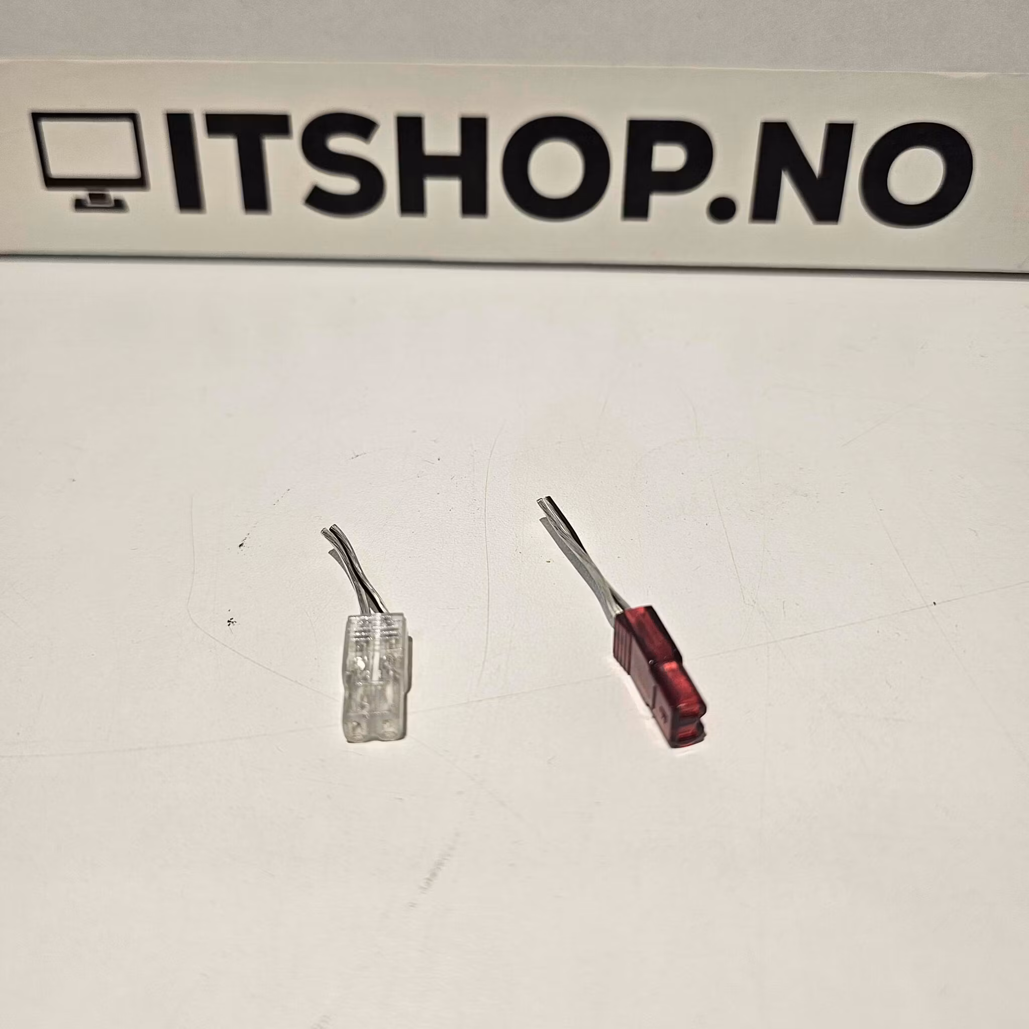2stk Samsung plugg med liten kabelstuss for samsung recievers