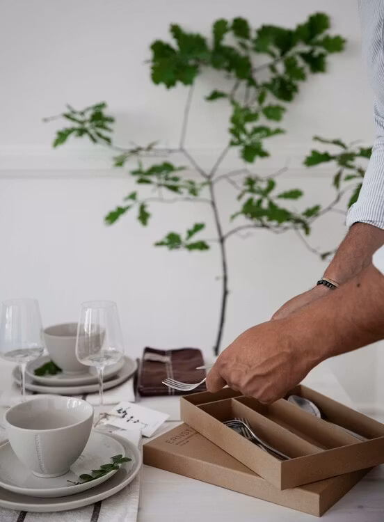 Bestickset i presentförpackning